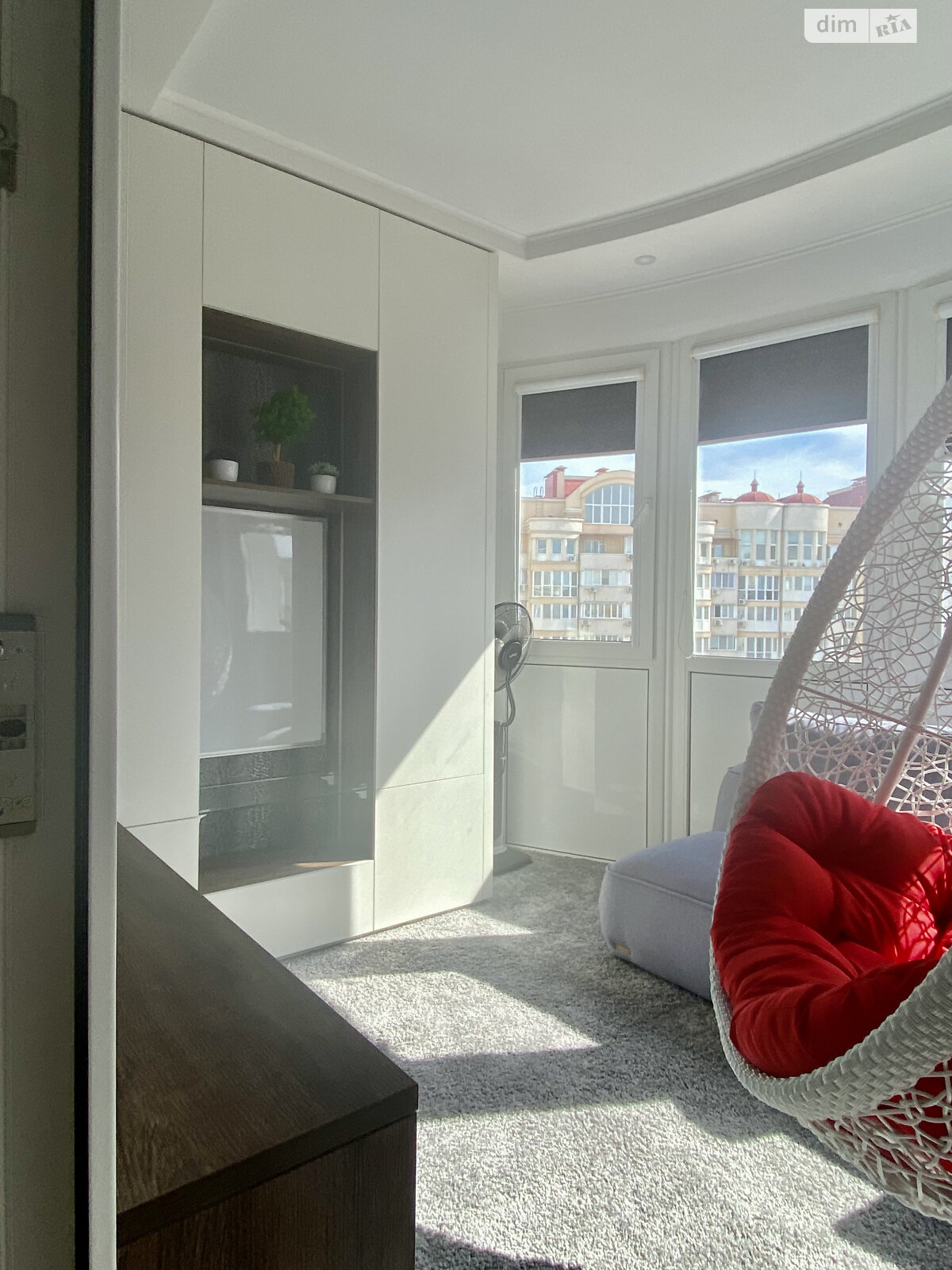 Продажа трехкомнатной квартиры в Николаеве, на ул. Лазурная, район Намыв фото 1