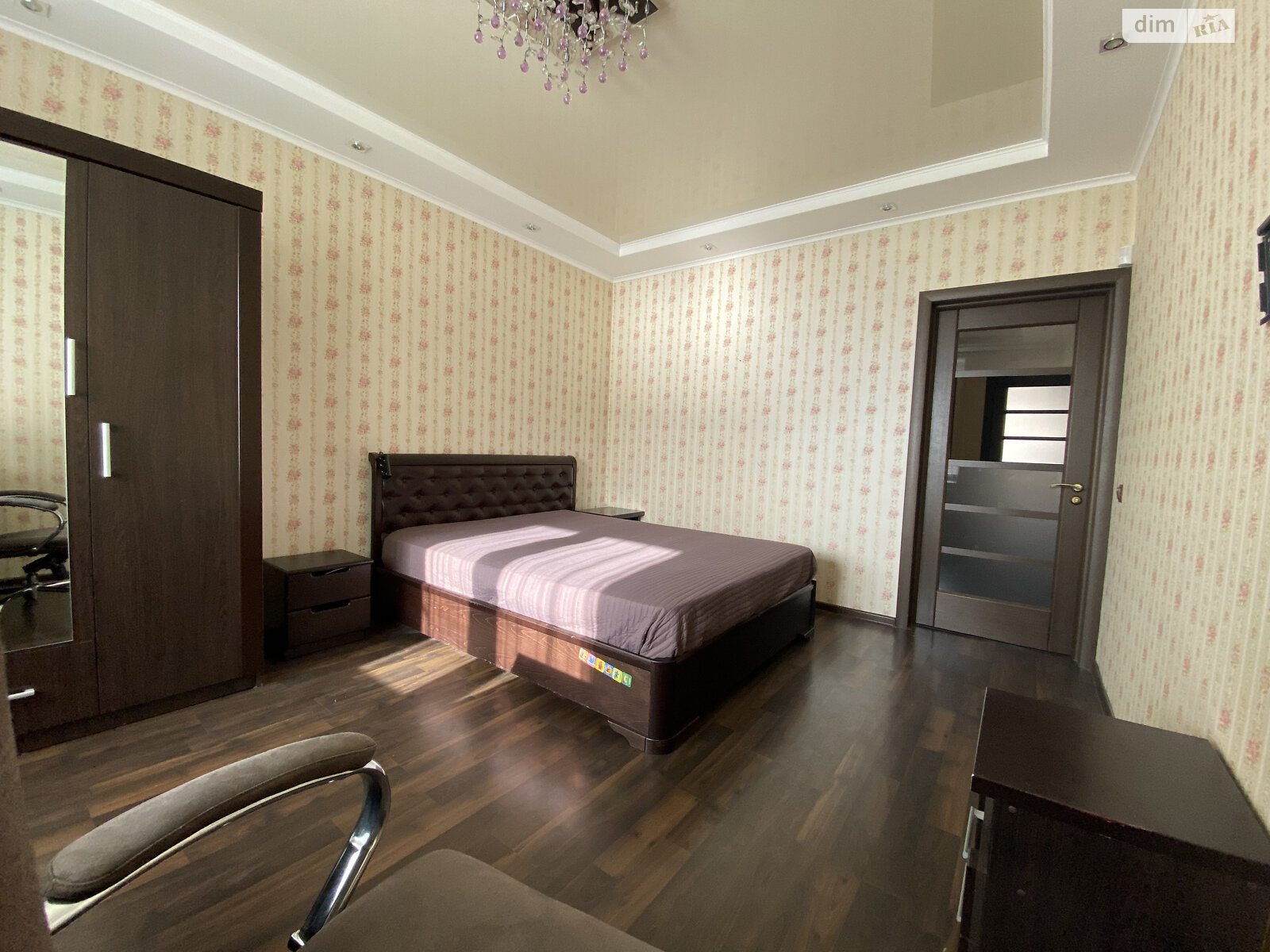 Продажа трехкомнатной квартиры в Николаеве, на ул. Лазурная, район Намыв фото 1