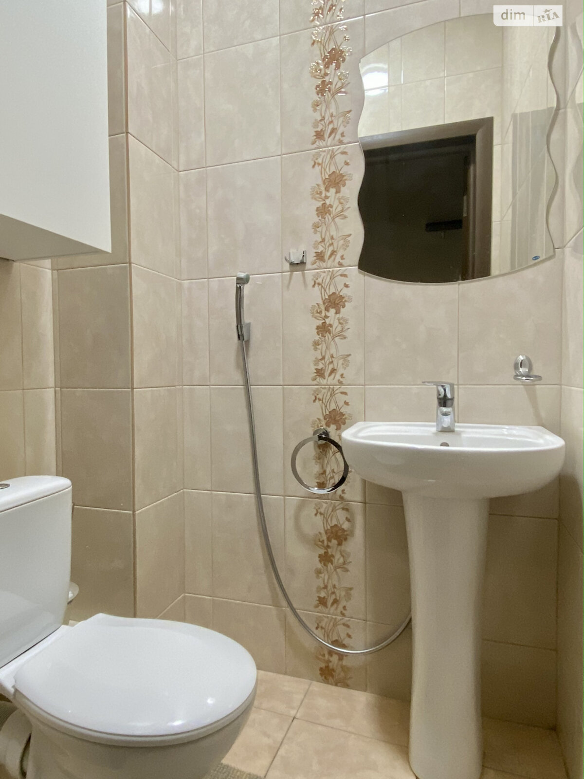 Продажа трехкомнатной квартиры в Николаеве, на ул. Лазурная, район Намыв фото 1