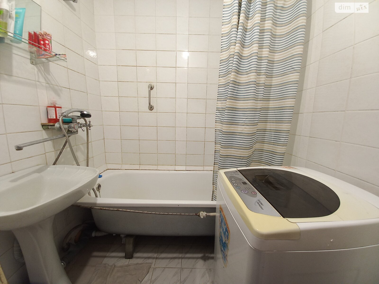 Продаж трикімнатної квартири в Миколаєві, на вул. Озерна 15Б, район Намив фото 1 Продаж трикімнатної квартири в Миколаєві, на вул. Озерна 15Б, район Намив фото 1