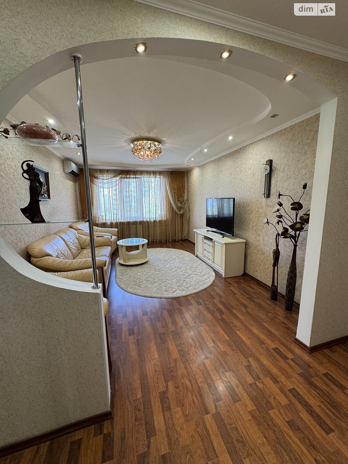 Продаж трикімнатної квартири в Миколаєві, на вул. Озерна 13А, район Намив фото 1