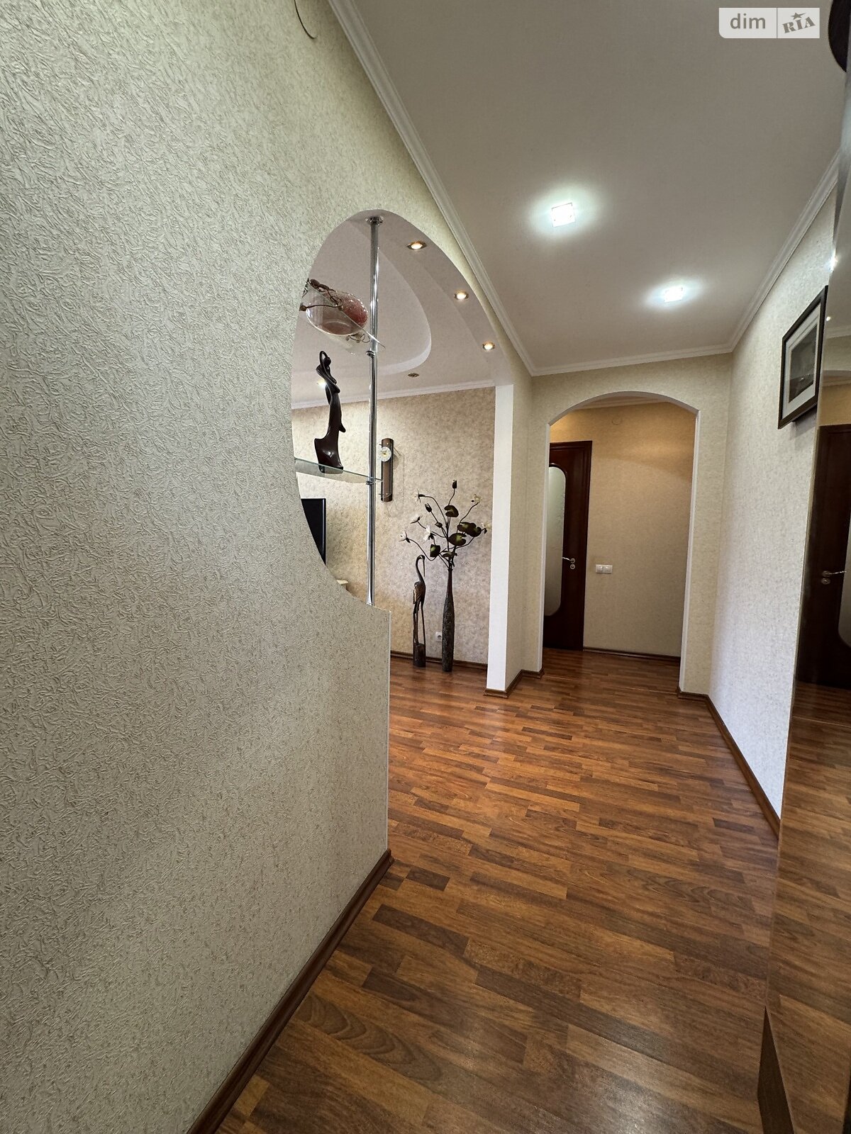 Продаж трикімнатної квартири в Миколаєві, на вул. Озерна 13А, район Намив фото 1