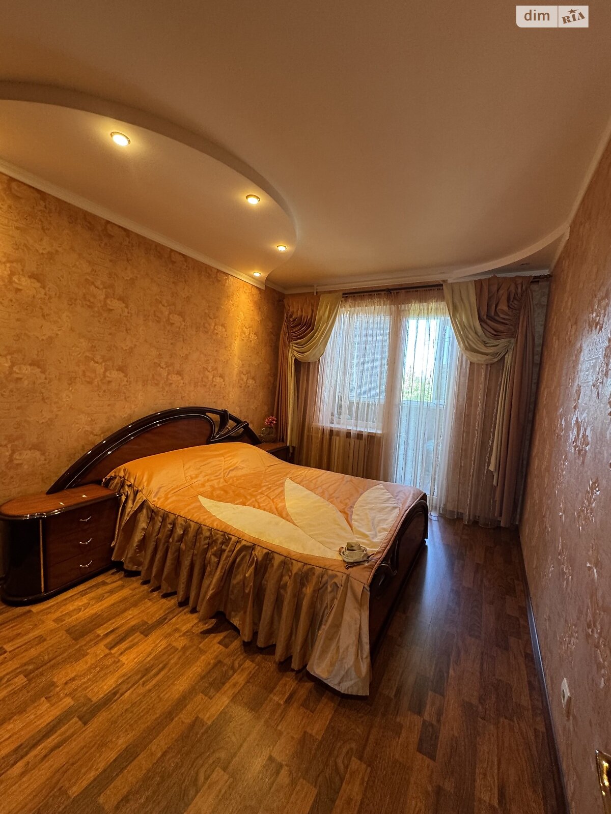 Продаж трикімнатної квартири в Миколаєві, на вул. Озерна 13А, район Намив фото 1