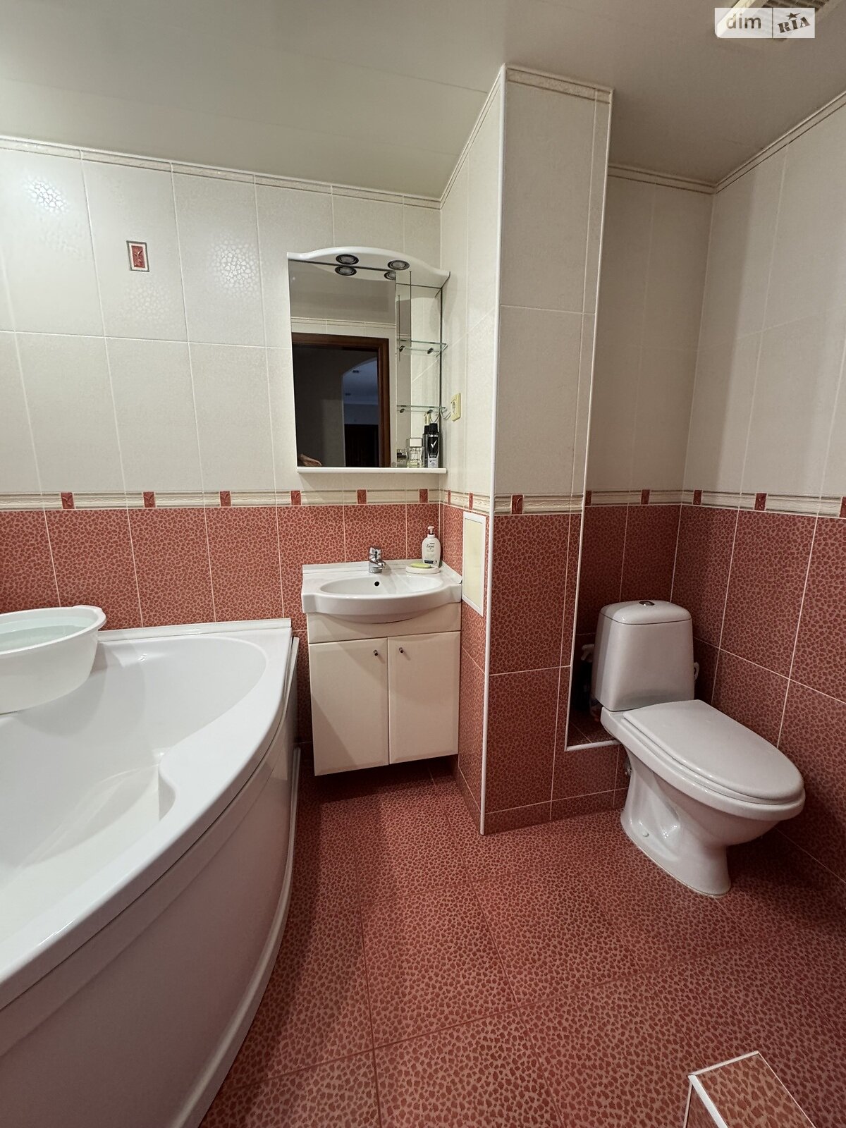 Продаж трикімнатної квартири в Миколаєві, на вул. Озерна 13А, район Намив фото 1