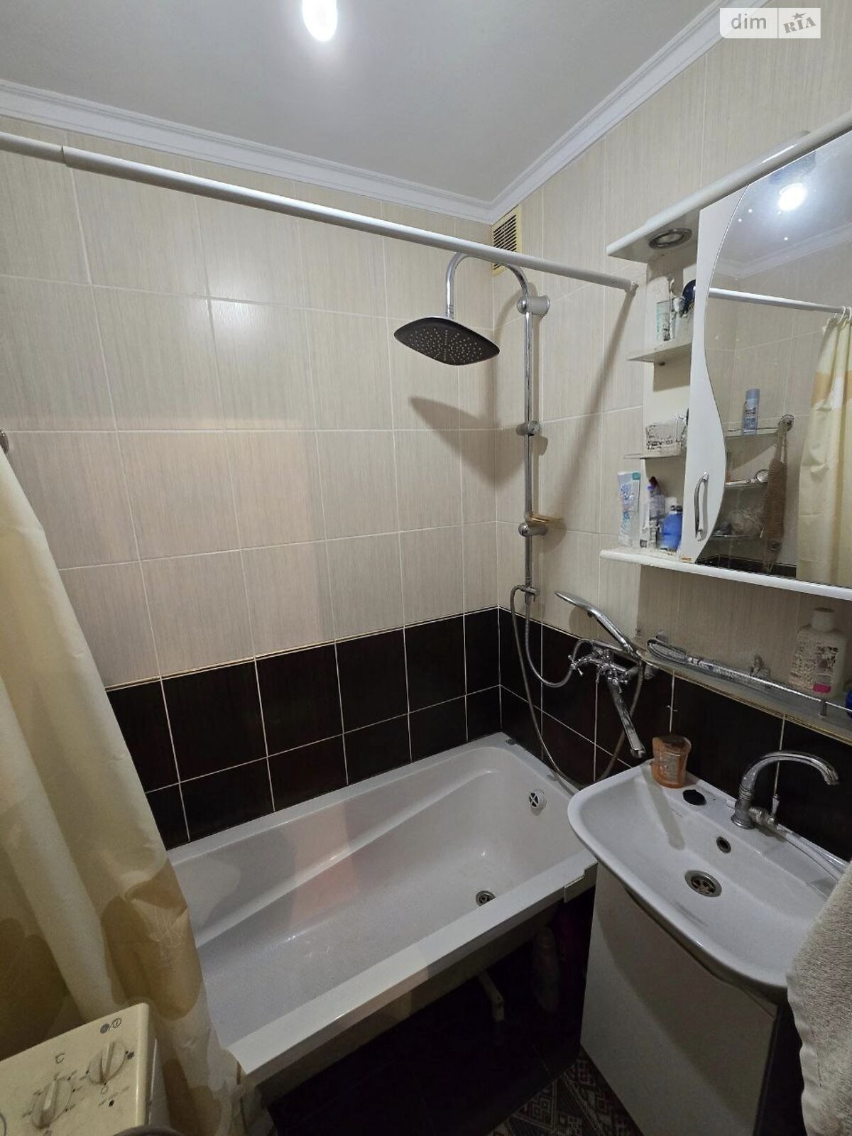 Продаж трикімнатної квартири в Миколаєві, на вул. Генерала Свиридова 7, район Новий Водопій фото 1 Продаж трикімнатної квартири в Миколаєві, на вул. Генерала Свиридова 7, район Новий Водопій фото 1