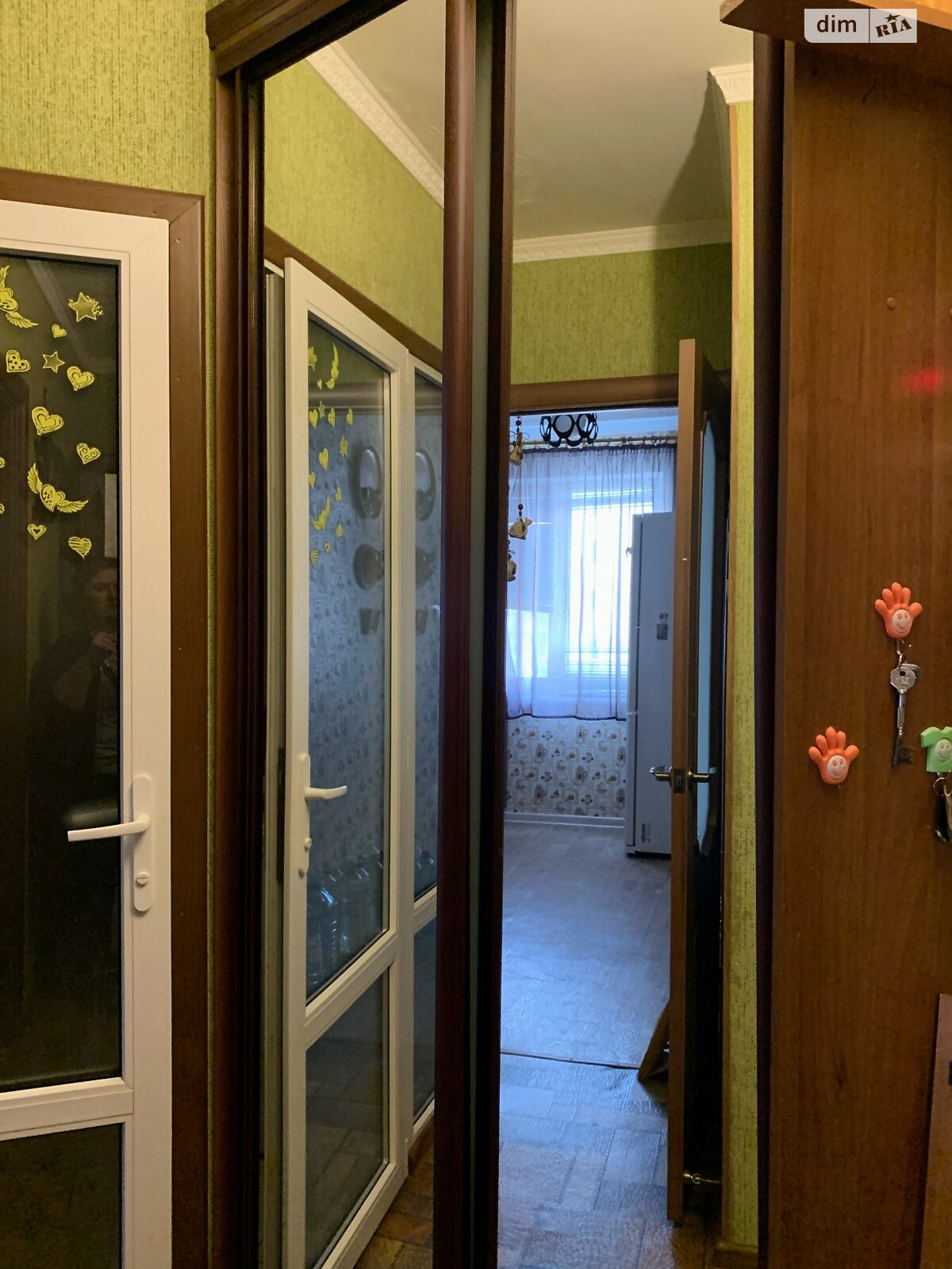 Продаж трикімнатної квартири в Миколаєві, на просп. Миру, район Новий Водопій фото 1 Продаж трикімнатної квартири в Миколаєві, на просп. Миру, район Новий Водопій фото 1