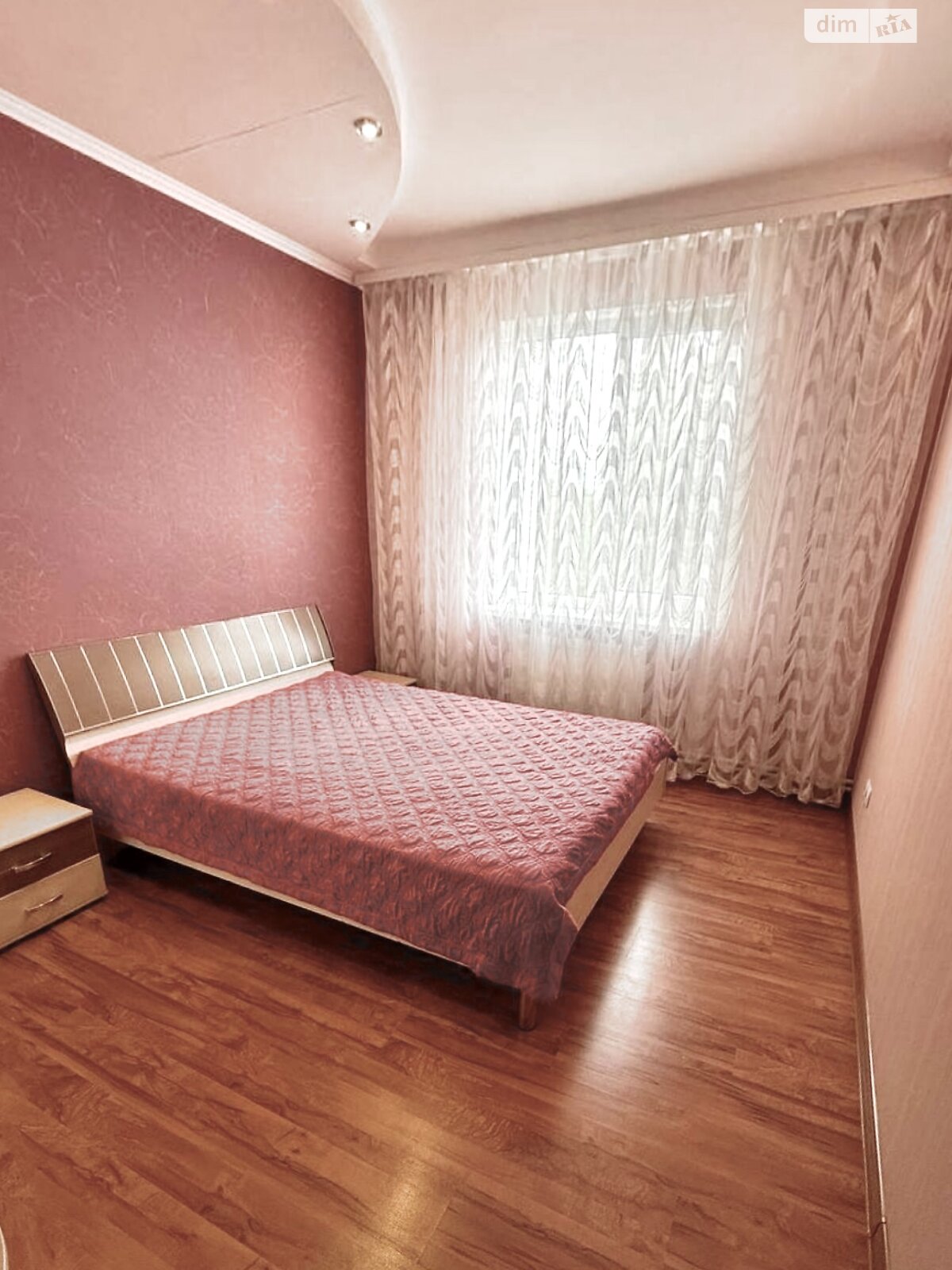 Продаж трикімнатної квартири в Миколаєві, на просп. Миру, район Новий Водопій фото 1