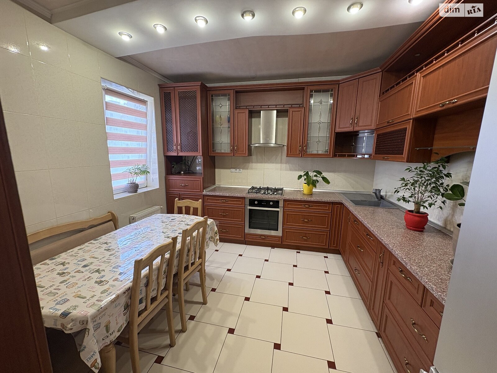 Продажа трехкомнатной квартиры в Николаеве, на 12 ул. Продольная 16, район Новый Водопой фото 1 Продажа трехкомнатной квартиры в Николаеве, на 12 ул. Продольная 16, район Новый Водопой фото 1