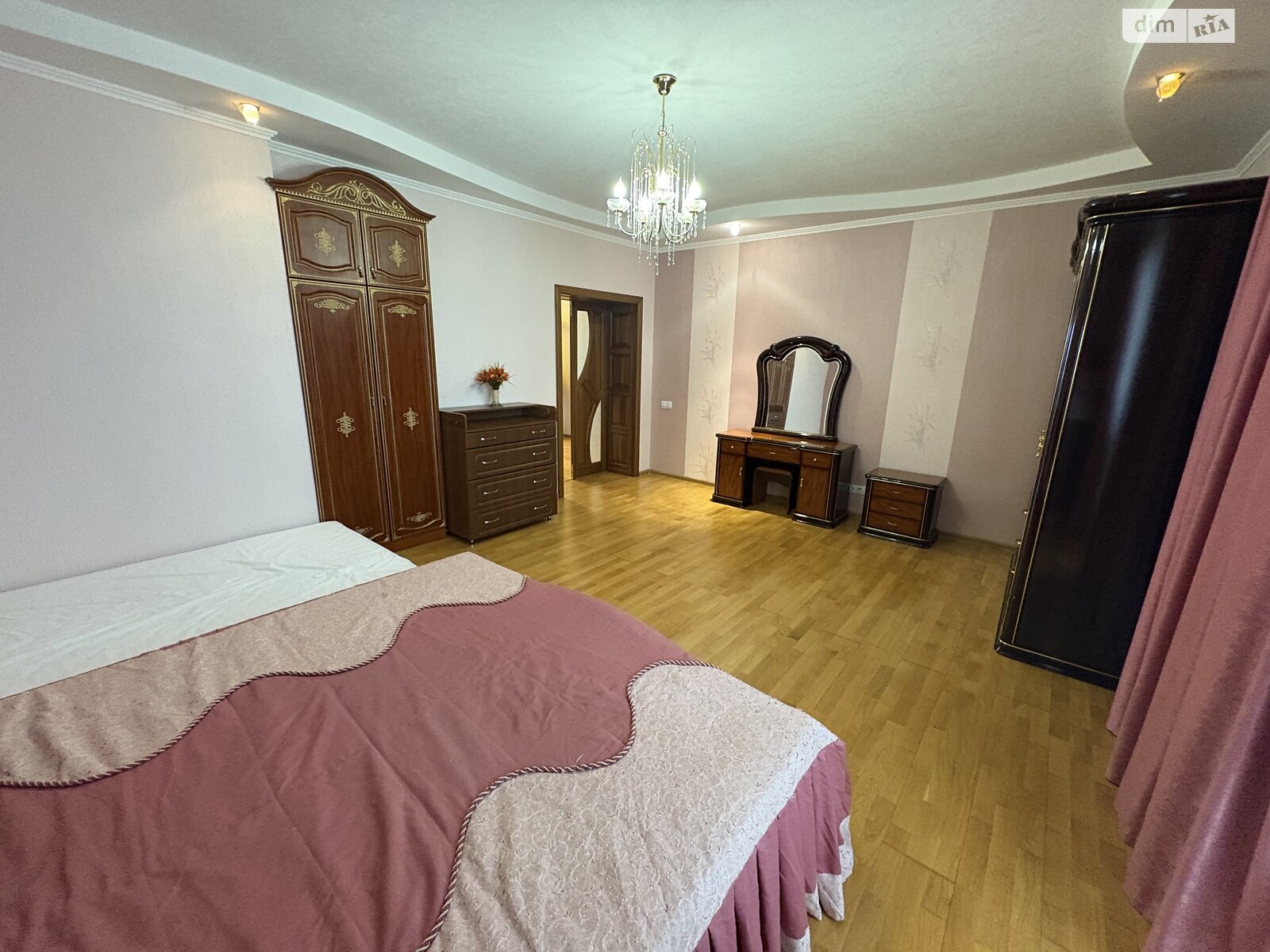 Продажа трехкомнатной квартиры в Николаеве, на 12 ул. Продольная 16, район Новый Водопой фото 1 Продажа трехкомнатной квартиры в Николаеве, на 12 ул. Продольная 16, район Новый Водопой фото 1