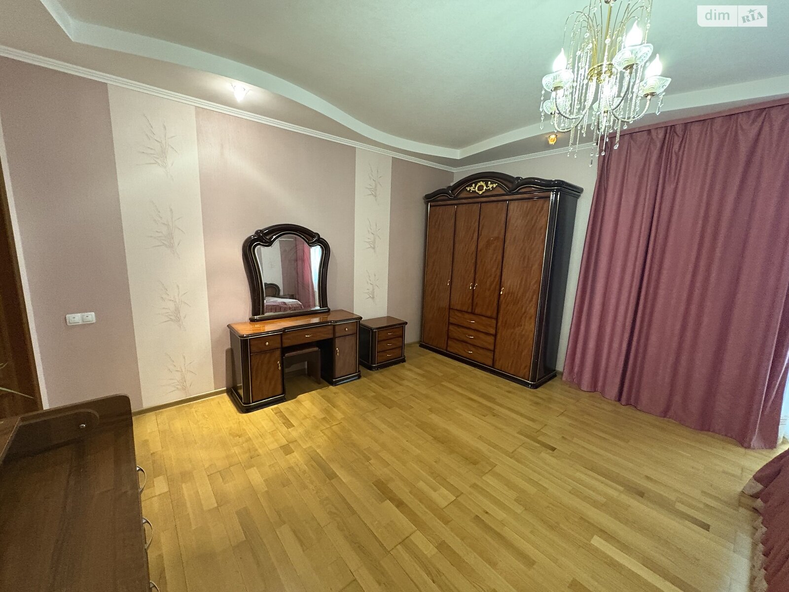 Продажа трехкомнатной квартиры в Николаеве, на 12 ул. Продольная 16, район Новый Водопой фото 1 Продажа трехкомнатной квартиры в Николаеве, на 12 ул. Продольная 16, район Новый Водопой фото 1