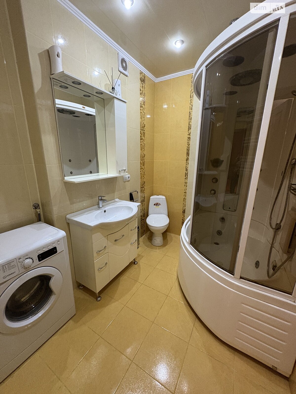 Продажа трехкомнатной квартиры в Николаеве, на 12 ул. Продольная 16, район Новый Водопой фото 1 Продажа трехкомнатной квартиры в Николаеве, на 12 ул. Продольная 16, район Новый Водопой фото 1