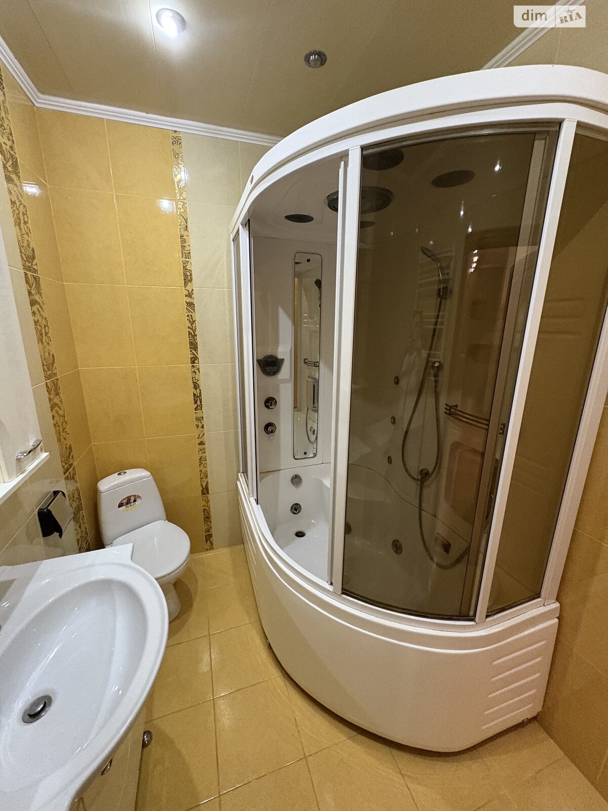 Продажа трехкомнатной квартиры в Николаеве, на 12 ул. Продольная 16, район Новый Водопой фото 1 Продажа трехкомнатной квартиры в Николаеве, на 12 ул. Продольная 16, район Новый Водопой фото 1