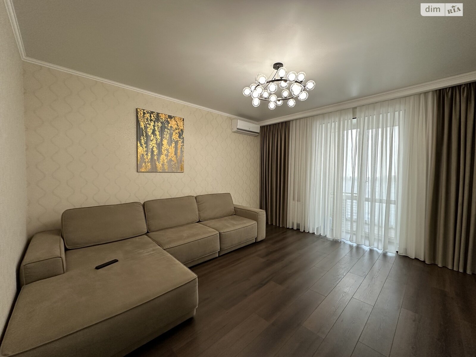 Продажа трехкомнатной квартиры в Николаеве, на ул. Озерная 47Б, фото 1 Продажа трехкомнатной квартиры в Николаеве, на ул. Озерная 47Б, фото 1