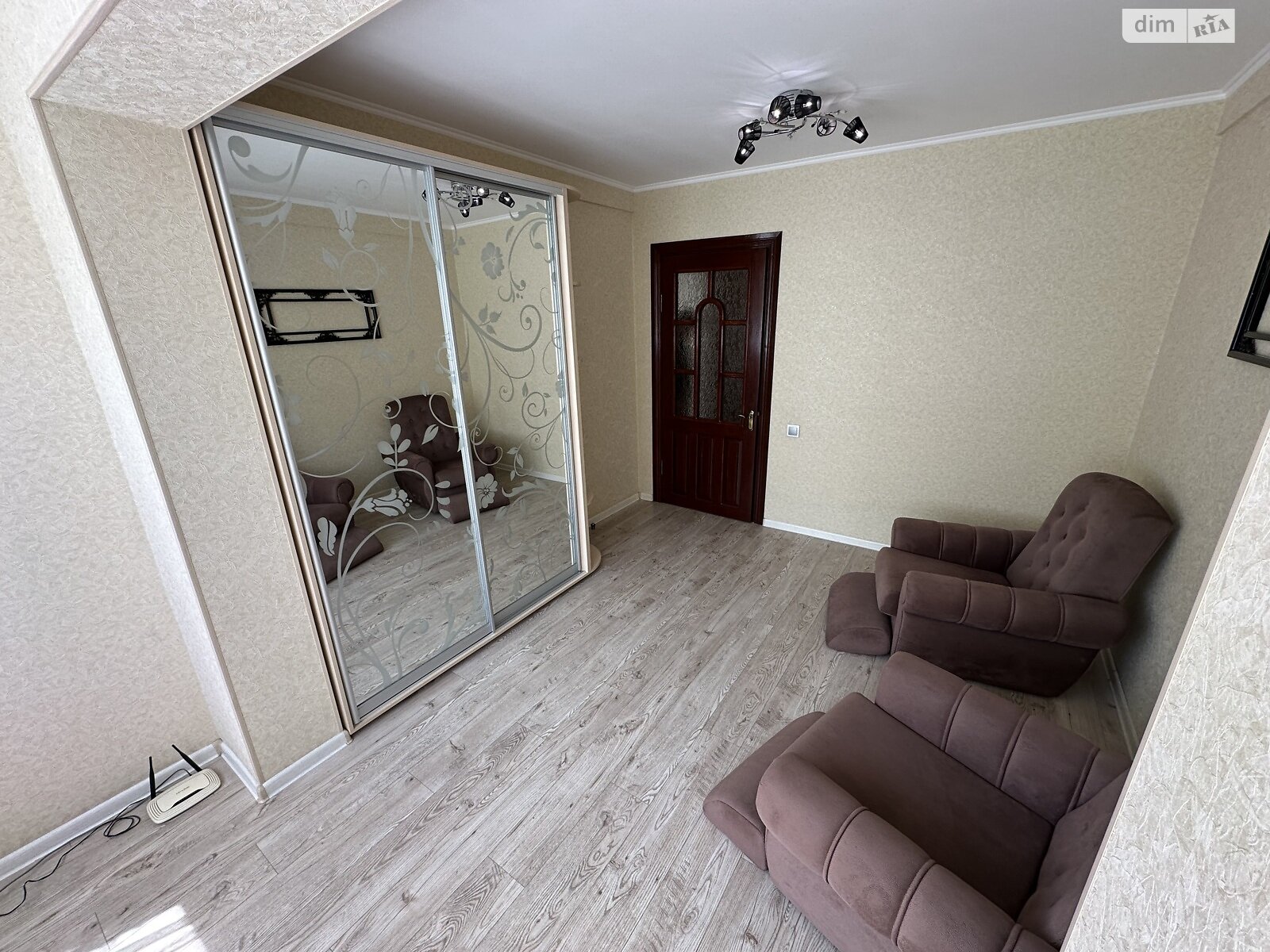 Продажа трехкомнатной квартиры в Николаеве, на ул. Передовая, фото 1 Продажа трехкомнатной квартиры в Николаеве, на ул. Передовая, фото 1