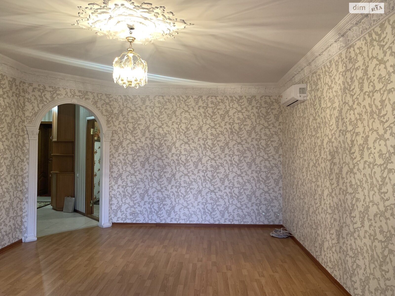 Продажа трехкомнатной квартиры в Николаеве, на ул. Севастопольская, район Слободка фото 1 Продажа трехкомнатной квартиры в Николаеве, на ул. Севастопольская, район Слободка фото 1