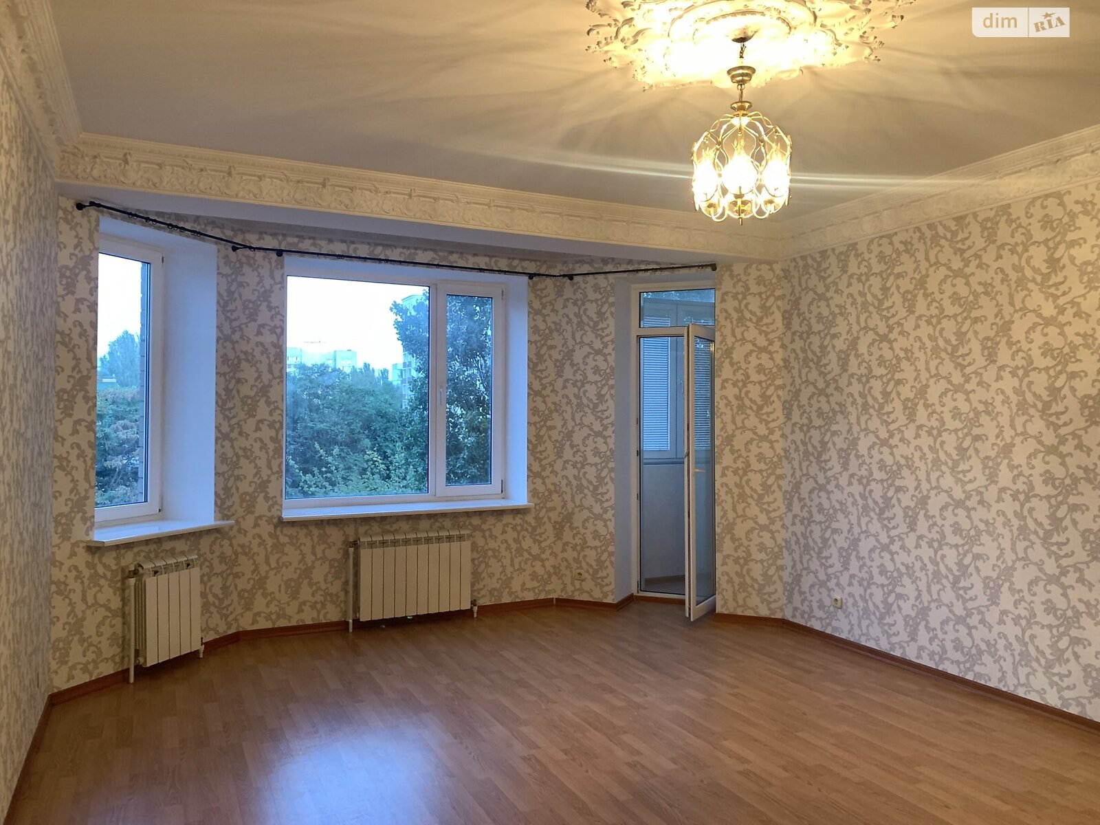Продажа трехкомнатной квартиры в Николаеве, на ул. Севастопольская, район Слободка фото 1 Продажа трехкомнатной квартиры в Николаеве, на ул. Севастопольская, район Слободка фото 1