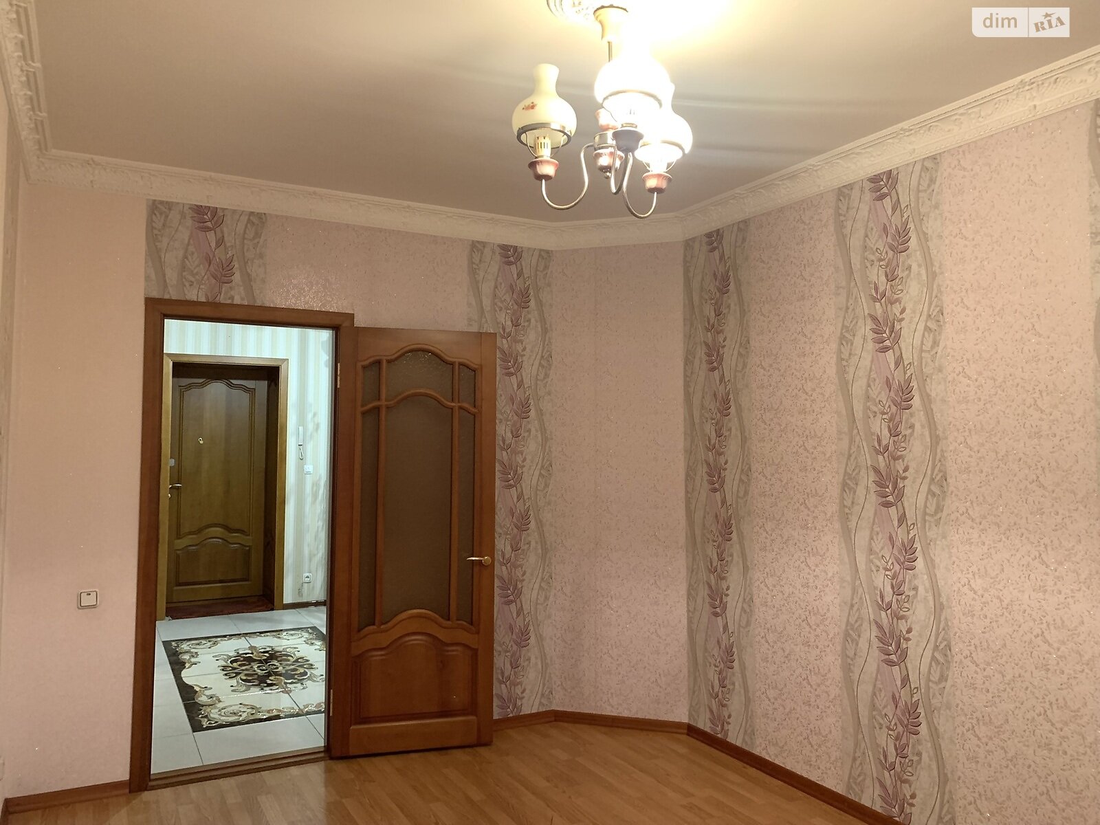 Продажа трехкомнатной квартиры в Николаеве, на ул. Севастопольская, район Слободка фото 1 Продажа трехкомнатной квартиры в Николаеве, на ул. Севастопольская, район Слободка фото 1