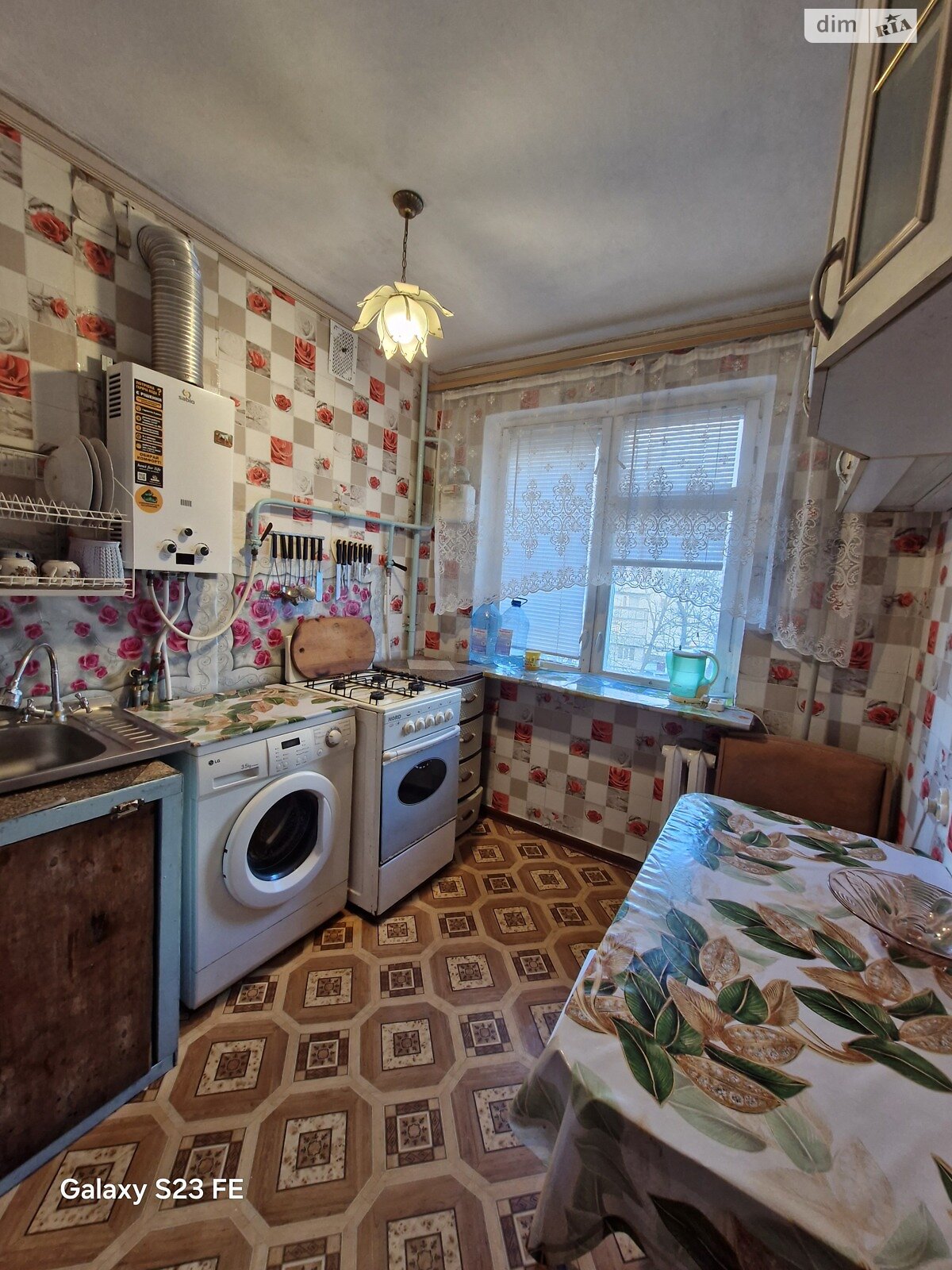 Продажа трехкомнатной квартиры в Николаеве, на просп. Героев Украины 79, район Соляные фото 1