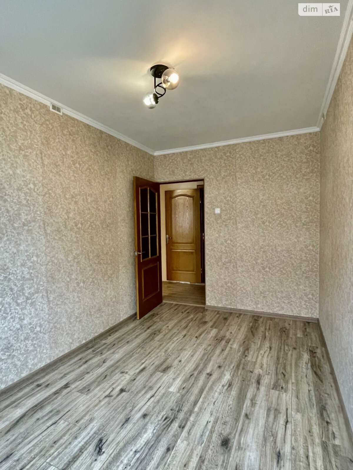 Продажа двухкомнатной квартиры в Николаеве, на просп. Героев Украины 15А, район Соляные фото 1
