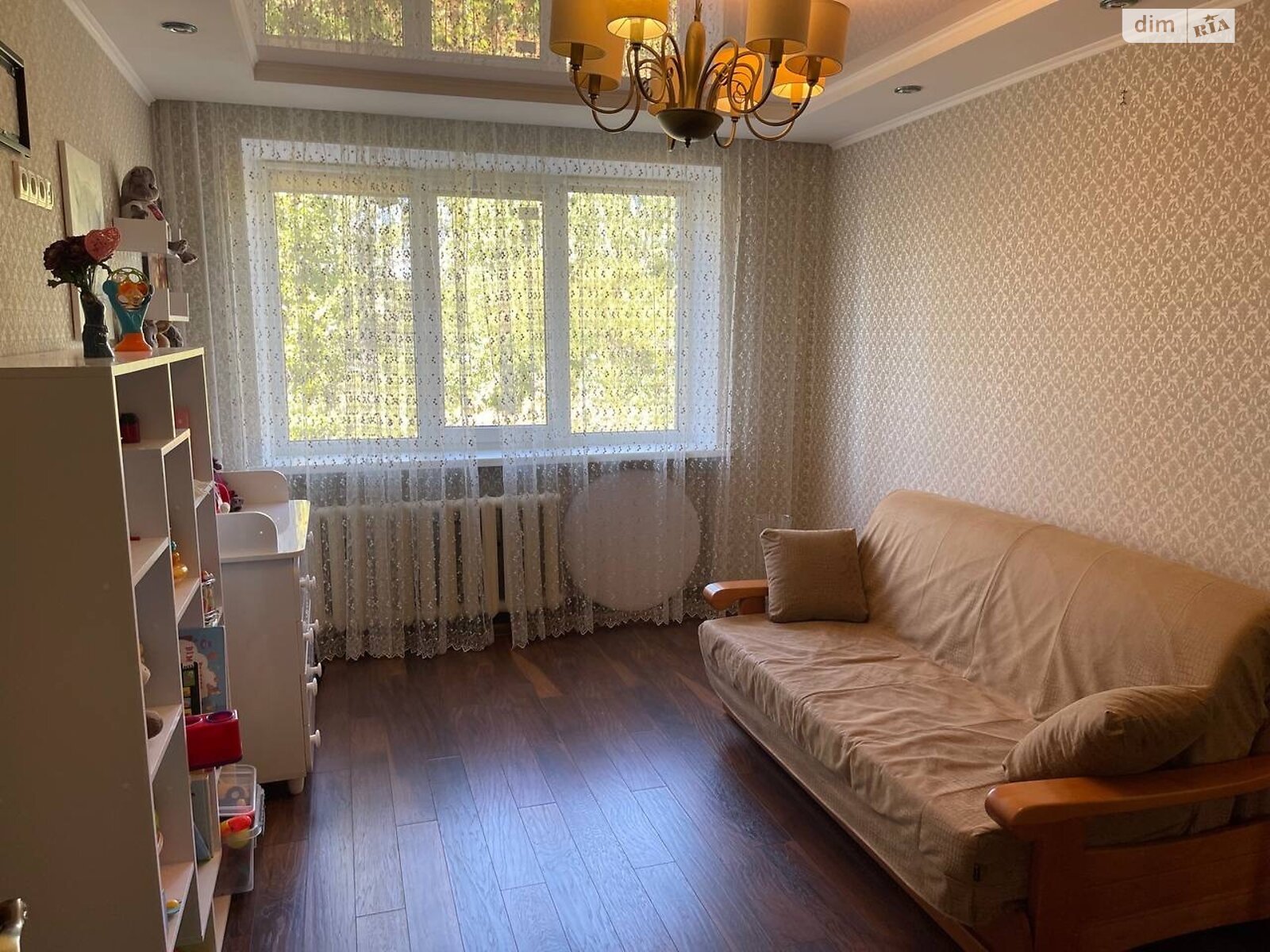 Продажа трехкомнатной квартиры в Николаеве, на ул. Школьная, район Соляные фото 1 Продажа трехкомнатной квартиры в Николаеве, на ул. Школьная, район Соляные фото 1
