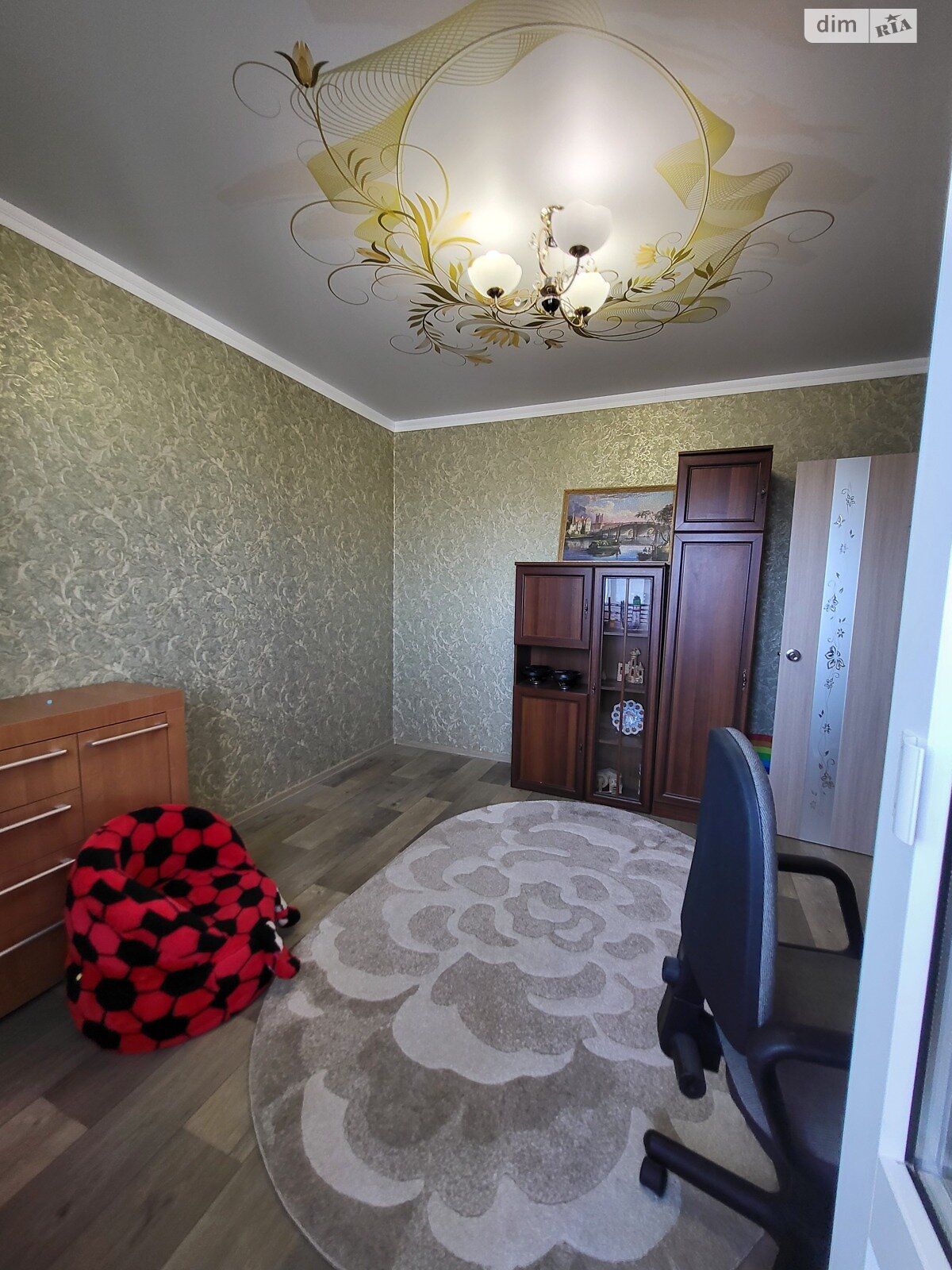 Продаж трикімнатної квартири в Миколаєві, на вул. Квітнева 52, район Старий Водопій фото 1 Продаж трикімнатної квартири в Миколаєві, на вул. Квітнева 52, район Старий Водопій фото 1