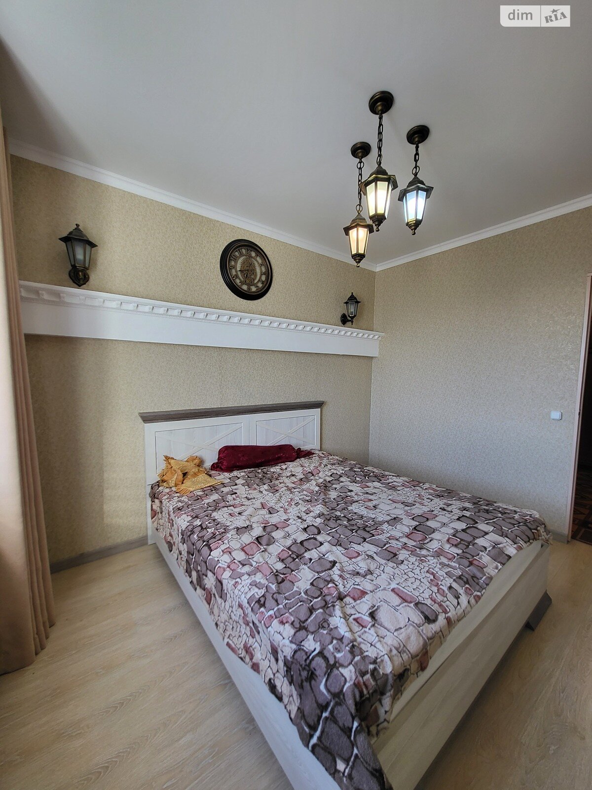 Продаж трикімнатної квартири в Миколаєві, на вул. Квітнева 52, район Старий Водопій фото 1 Продаж трикімнатної квартири в Миколаєві, на вул. Квітнева 52, район Старий Водопій фото 1
