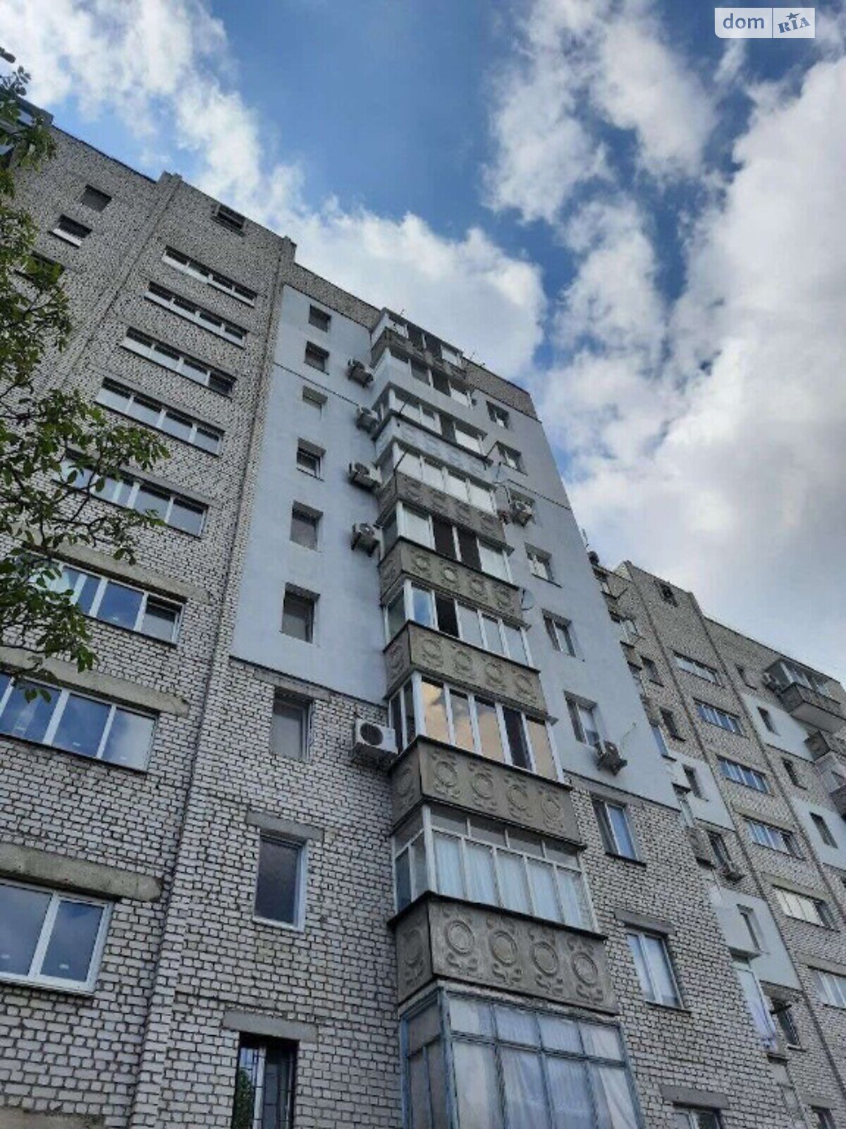 Продажа трехкомнатной квартиры в Николаеве, на ул. Казарского 8, район Старый Водопой фото 1