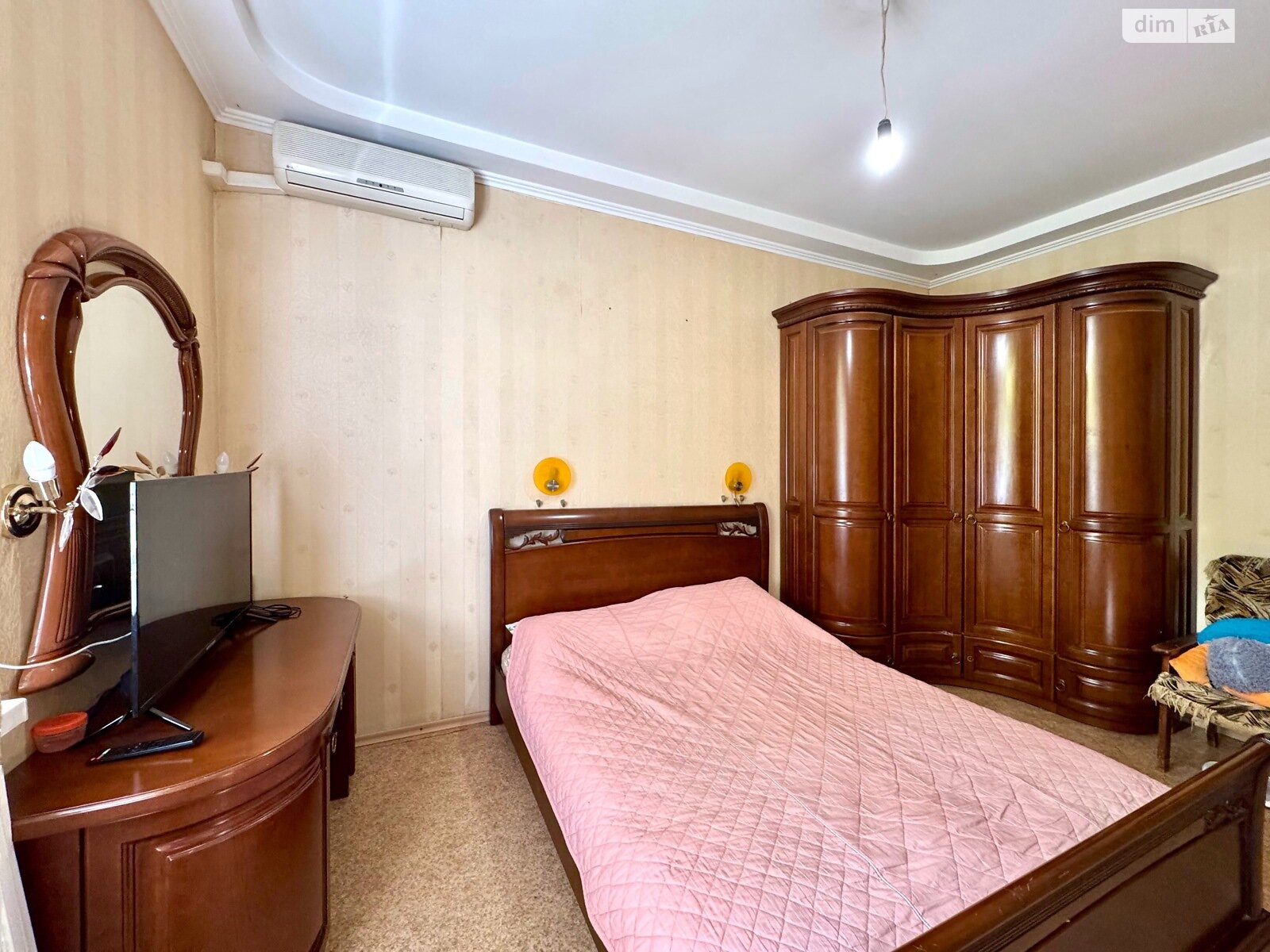 Продаж трикімнатної квартири в Миколаєві, на вул. Благовісного, район Сухий фонтан фото 1