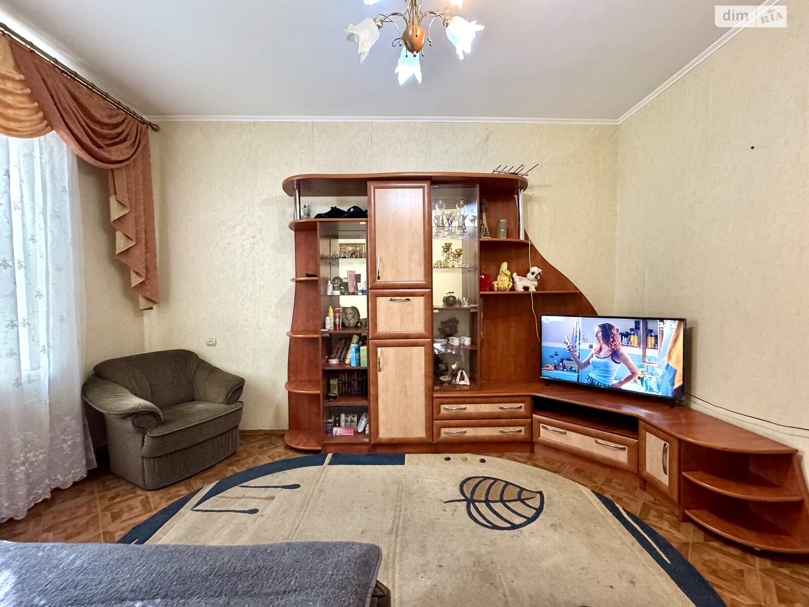 Продаж трикімнатної квартири в Миколаєві, на вул. Благовісного, район Сухий фонтан фото 1