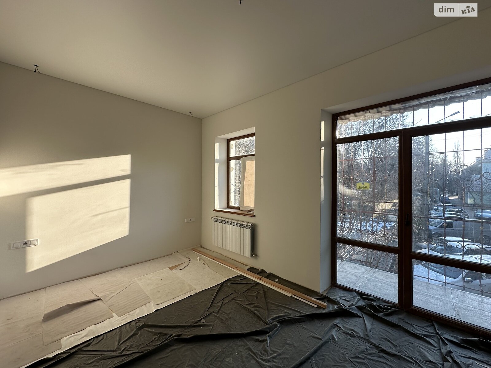 Продажа трехкомнатной квартиры в Николаеве, на бул. Бугский 11, район Сухой фонтан фото 1 Продажа трехкомнатной квартиры в Николаеве, на бул. Бугский 11, район Сухой фонтан фото 1