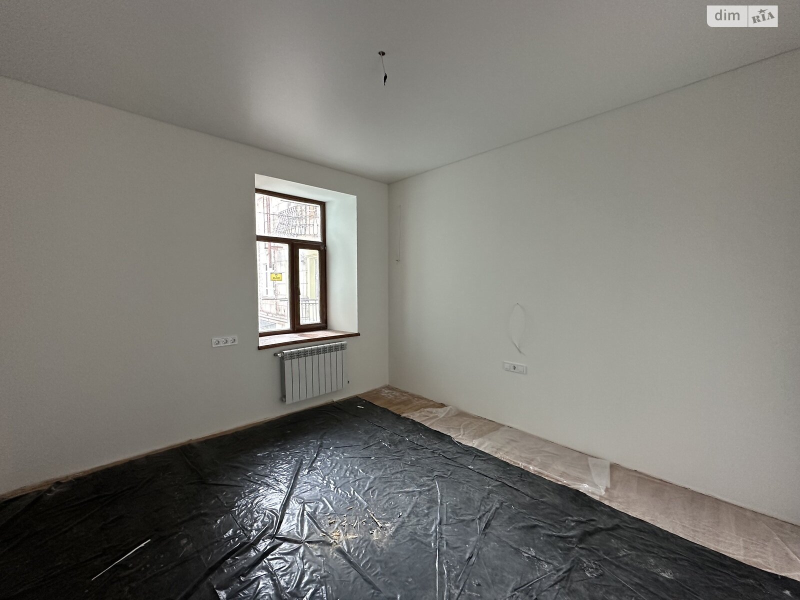 Продажа трехкомнатной квартиры в Николаеве, на бул. Бугский 11, район Сухой фонтан фото 1 Продажа трехкомнатной квартиры в Николаеве, на бул. Бугский 11, район Сухой фонтан фото 1
