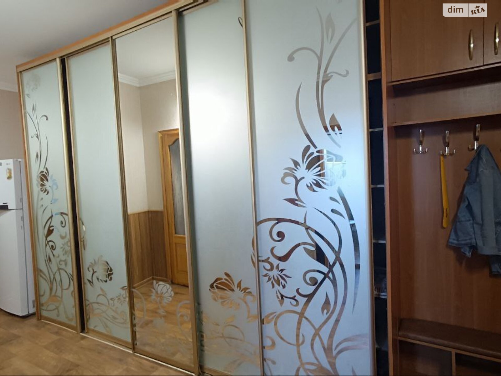 Продаж трикімнатної квартири в Миколаєві, на бул. Бузький, район Сухий фонтан фото 1