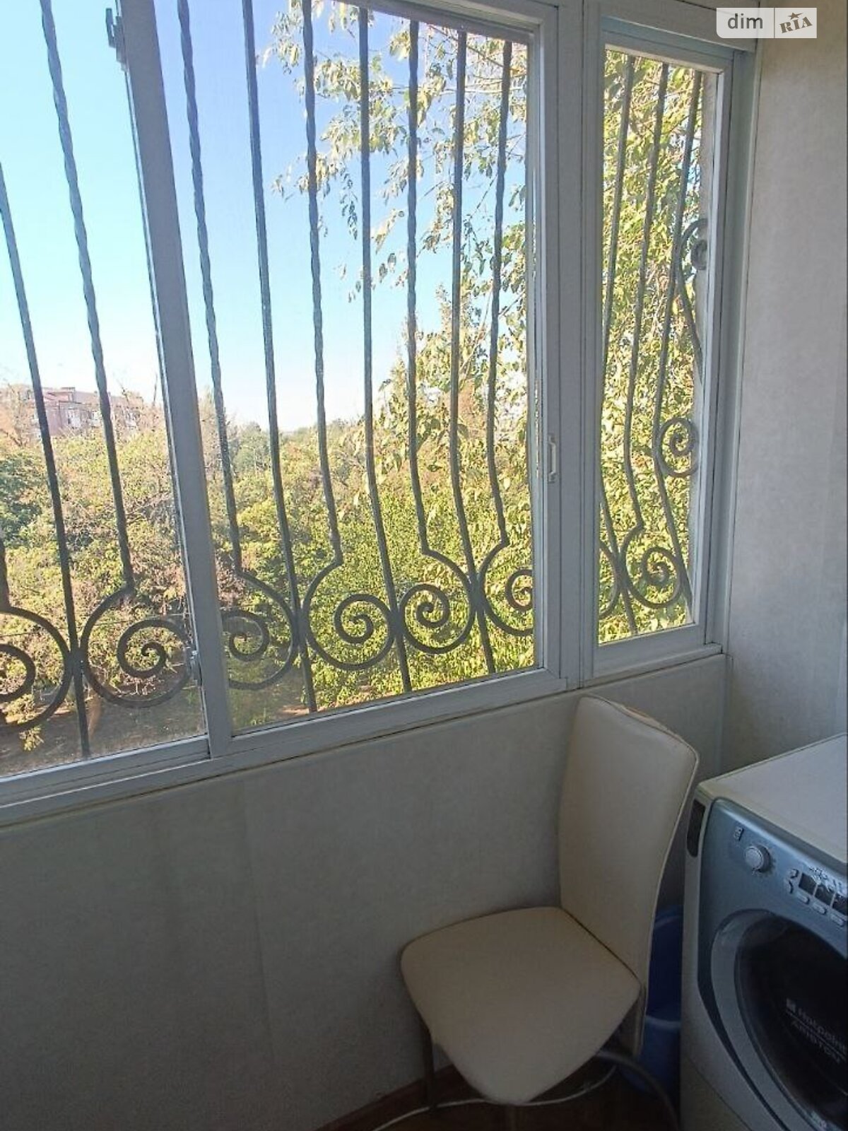 Продаж трикімнатної квартири в Миколаєві, на бул. Бузький, район Сухий фонтан фото 1