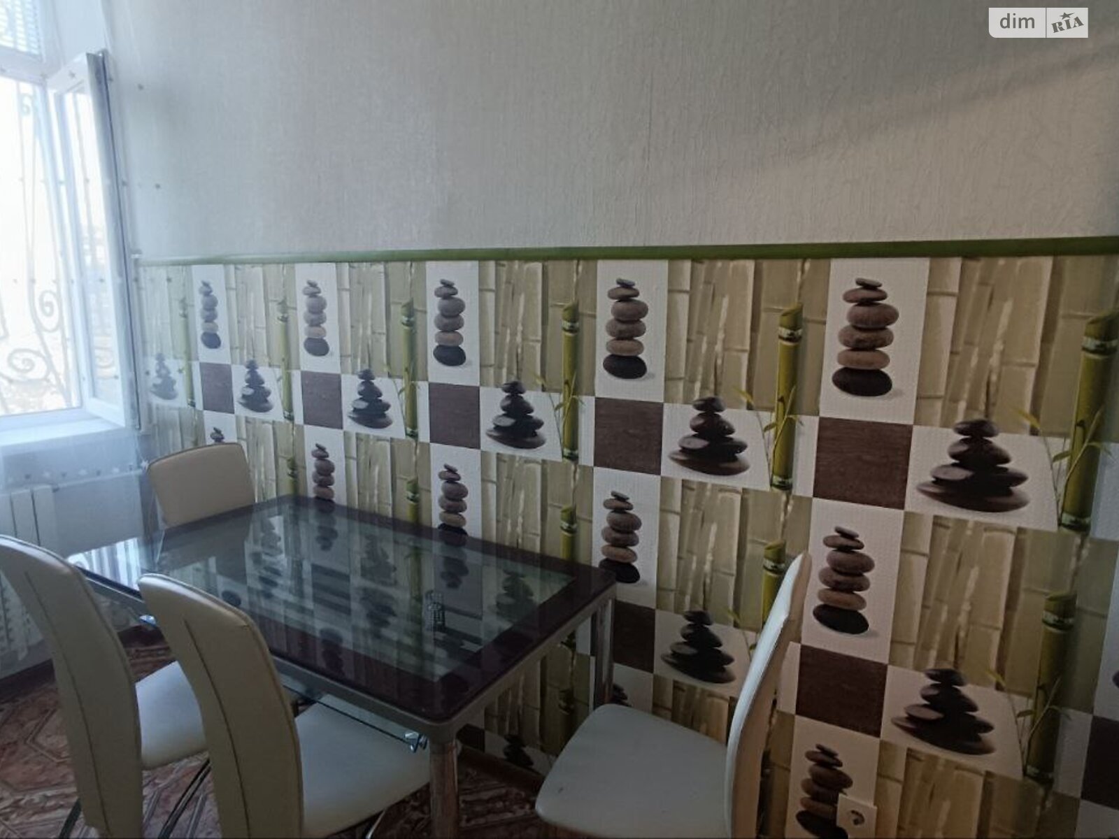 Продаж трикімнатної квартири в Миколаєві, на бул. Бузький, район Сухий фонтан фото 1