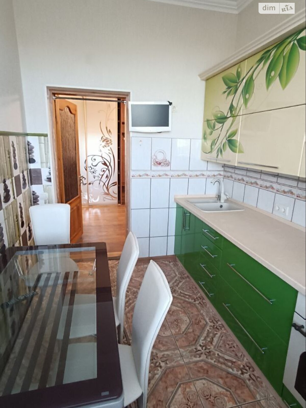 Продаж трикімнатної квартири в Миколаєві, на бул. Бузький, район Сухий фонтан фото 1