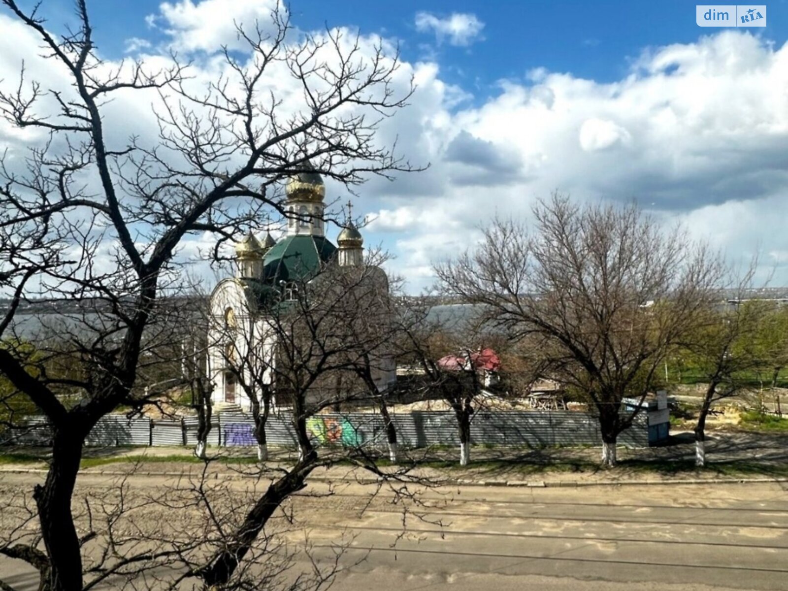 Продажа однокомнатной квартиры в Николаеве, на ул. Шоссейная, район Сухой фонтан фото 1 Продажа однокомнатной квартиры в Николаеве, на ул. Шоссейная, район Сухой фонтан фото 1