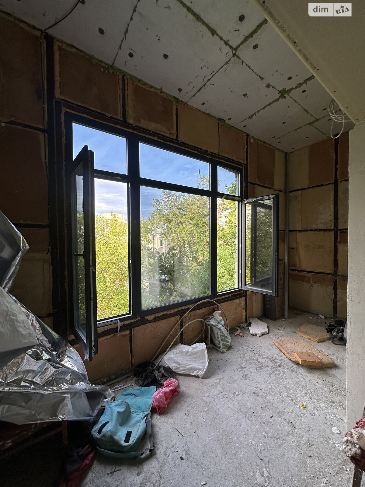 Продаж трикімнатної квартири в Миколаєві, на вул. Терасна 1А, район Сухий фонтан фото 1 Продаж трикімнатної квартири в Миколаєві, на вул. Терасна 1А, район Сухий фонтан фото 1