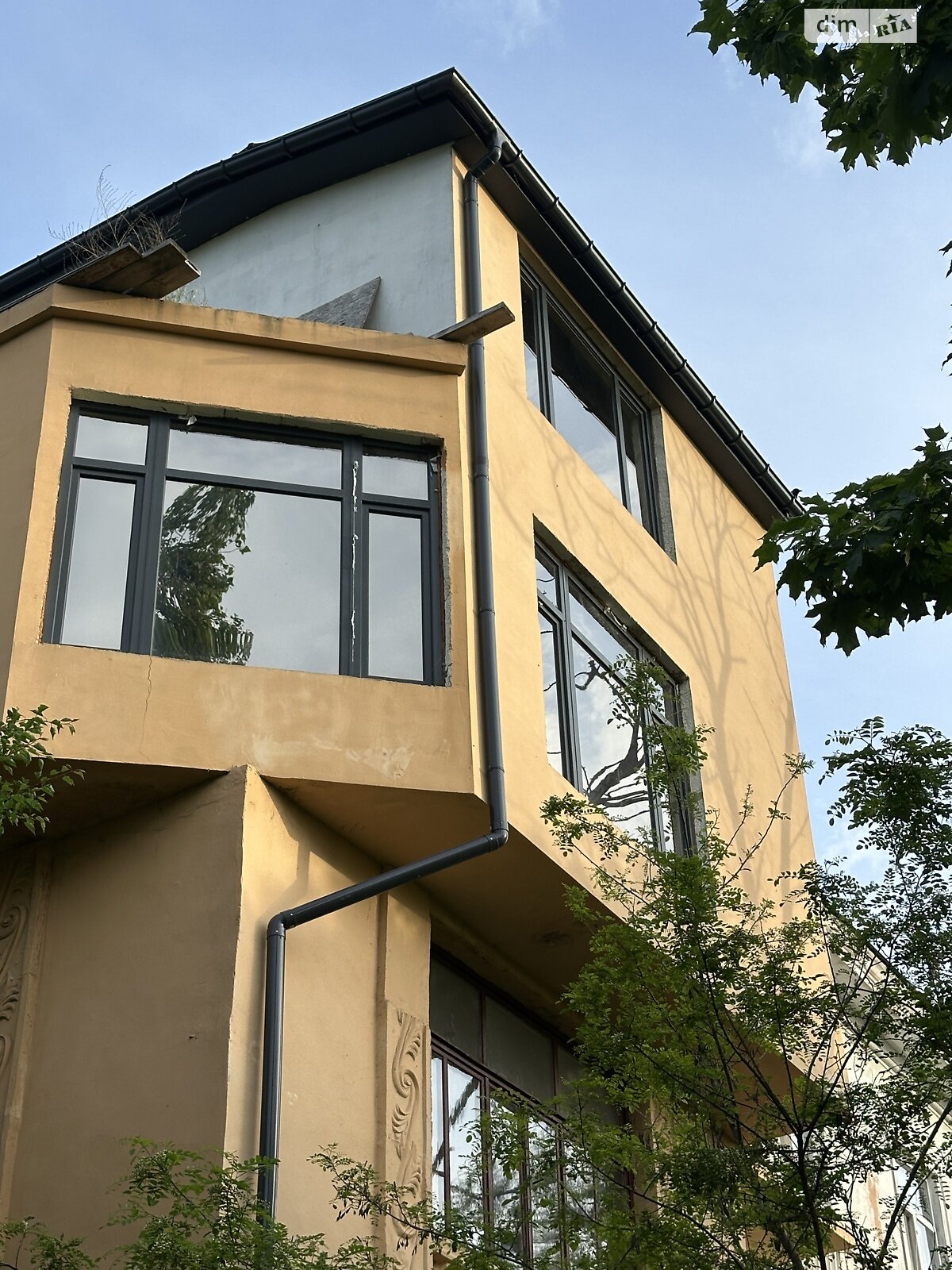 Продаж трикімнатної квартири в Миколаєві, на вул. Терасна 1А, район Сухий фонтан фото 1 Продаж трикімнатної квартири в Миколаєві, на вул. Терасна 1А, район Сухий фонтан фото 1