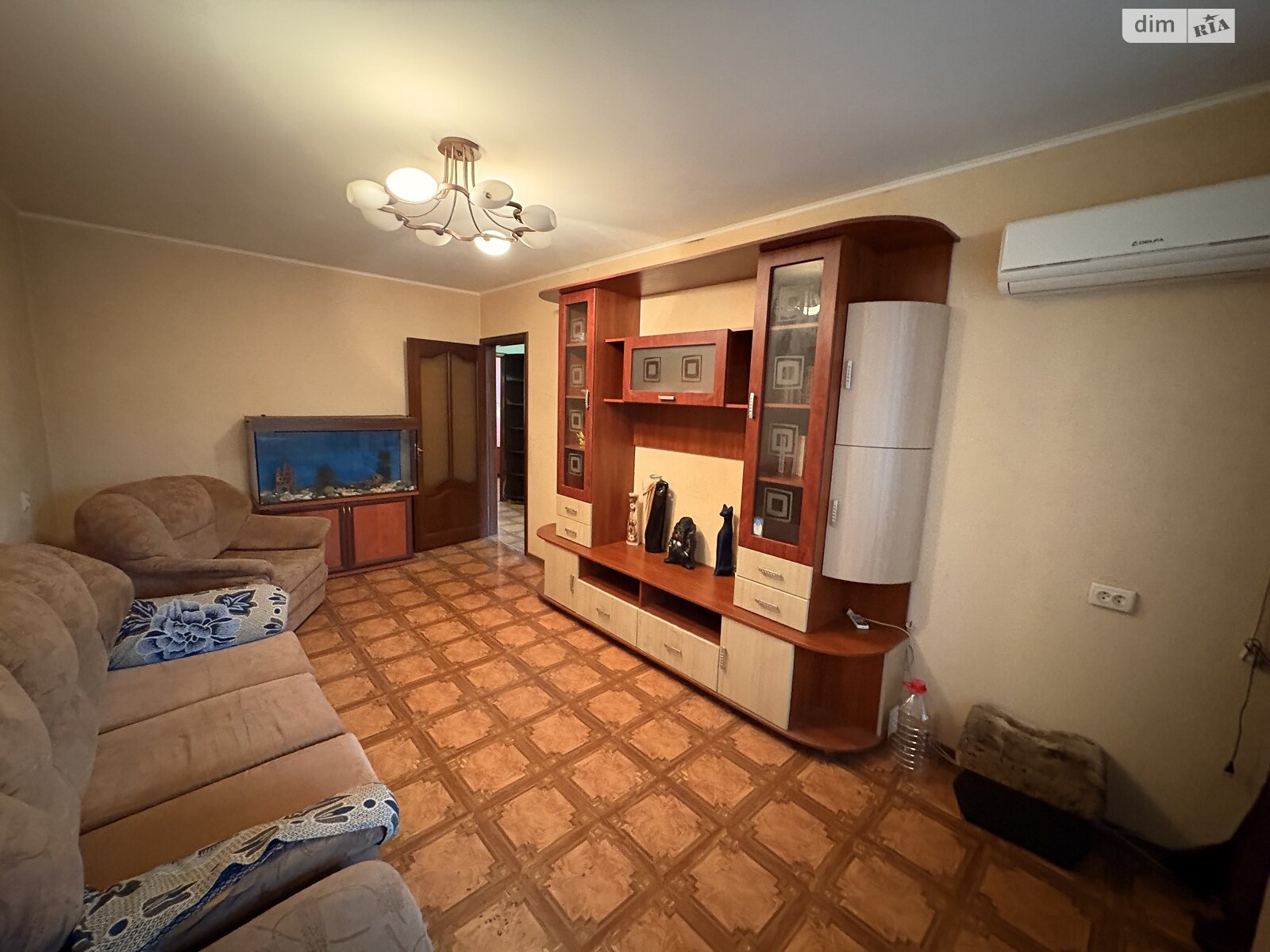 Продаж трикімнатної квартири в Миколаєві, на вул. Театральна 49/1, фото 1 Продаж трикімнатної квартири в Миколаєві, на вул. Театральна 49/1, фото 1