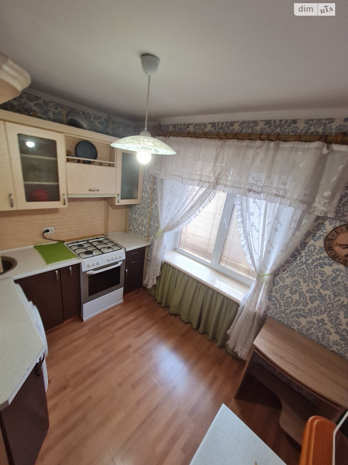 Продаж двокімнатної квартири в Миколаєві, на просп. Центральний, район Центр фото 1
