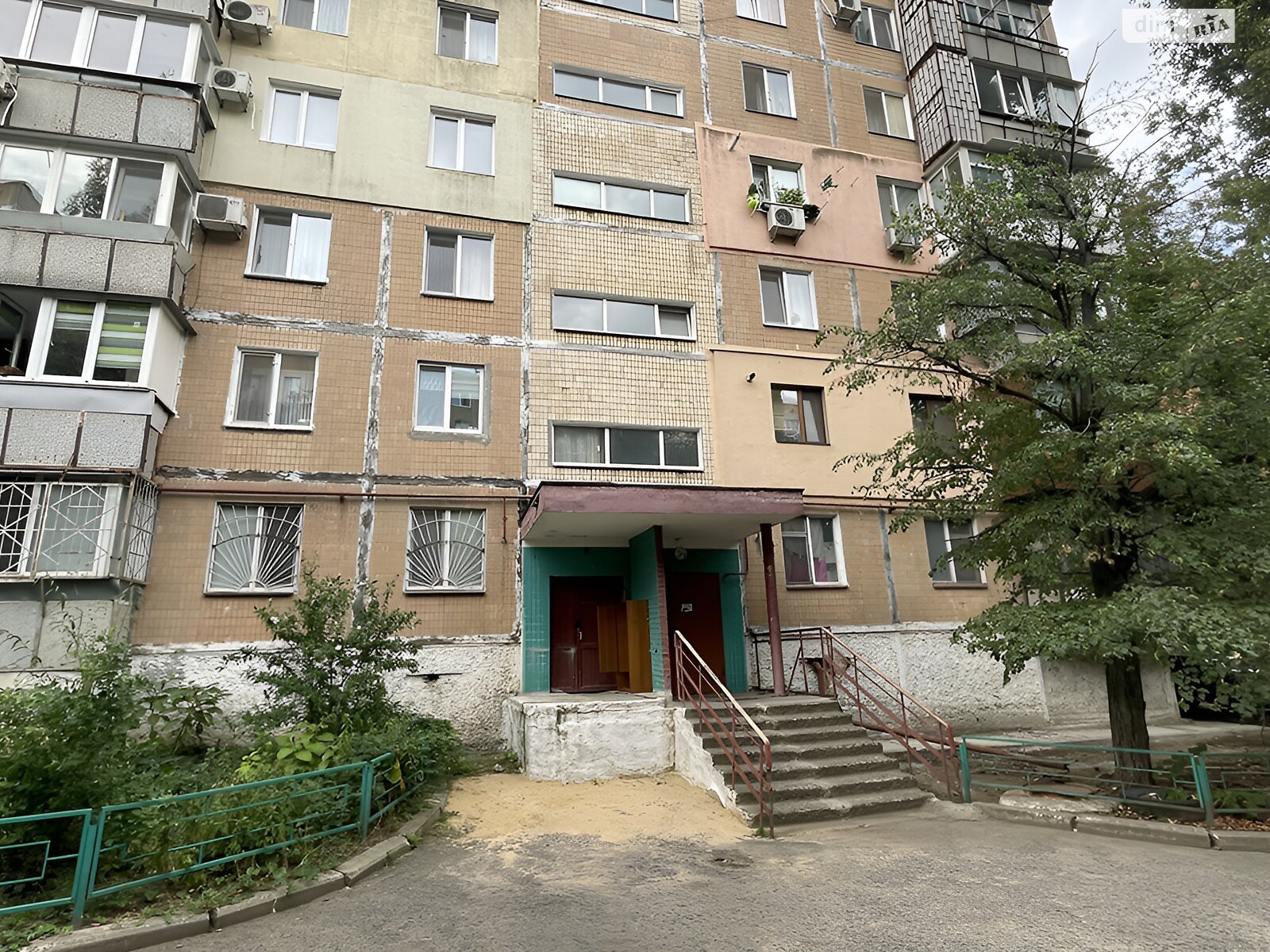 Продажа трехкомнатной квартиры в Николаеве, на просп. Центральный 162, район Центр фото 1 Продажа трехкомнатной квартиры в Николаеве, на просп. Центральный 162, район Центр фото 1