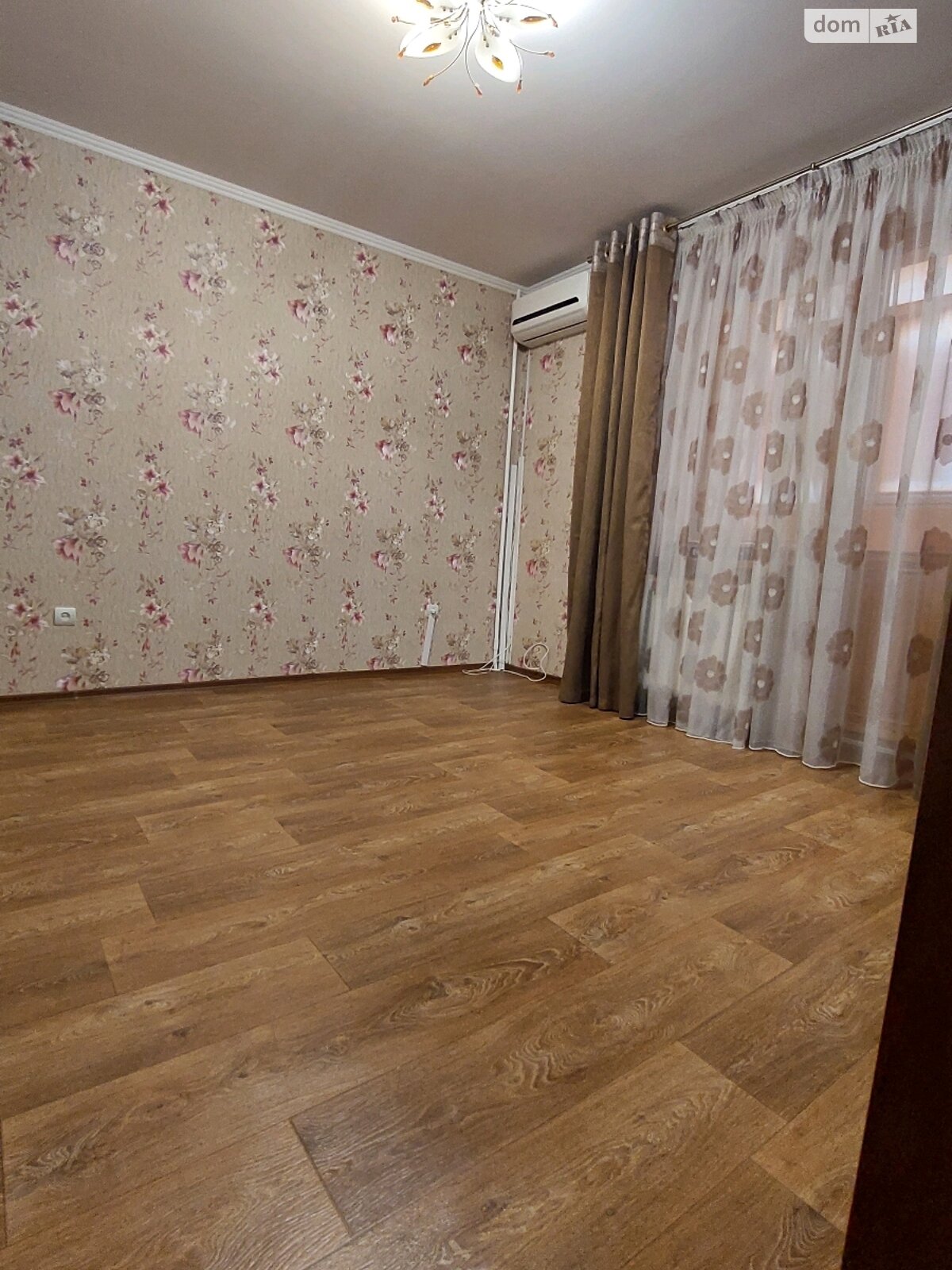 Продажа трехкомнатной квартиры в Николаеве, на ул. Садовая (Центр), район Центр фото 1