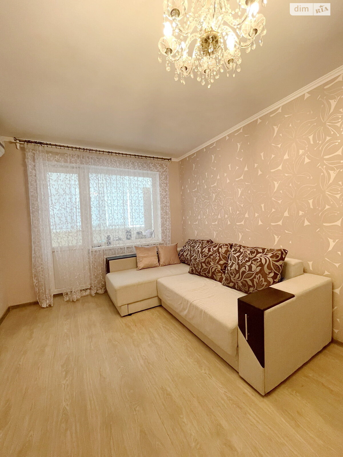 Продаж трикімнатної квартири в Миколаєві, на вул. 6-а Слобідська, район Центр фото 1