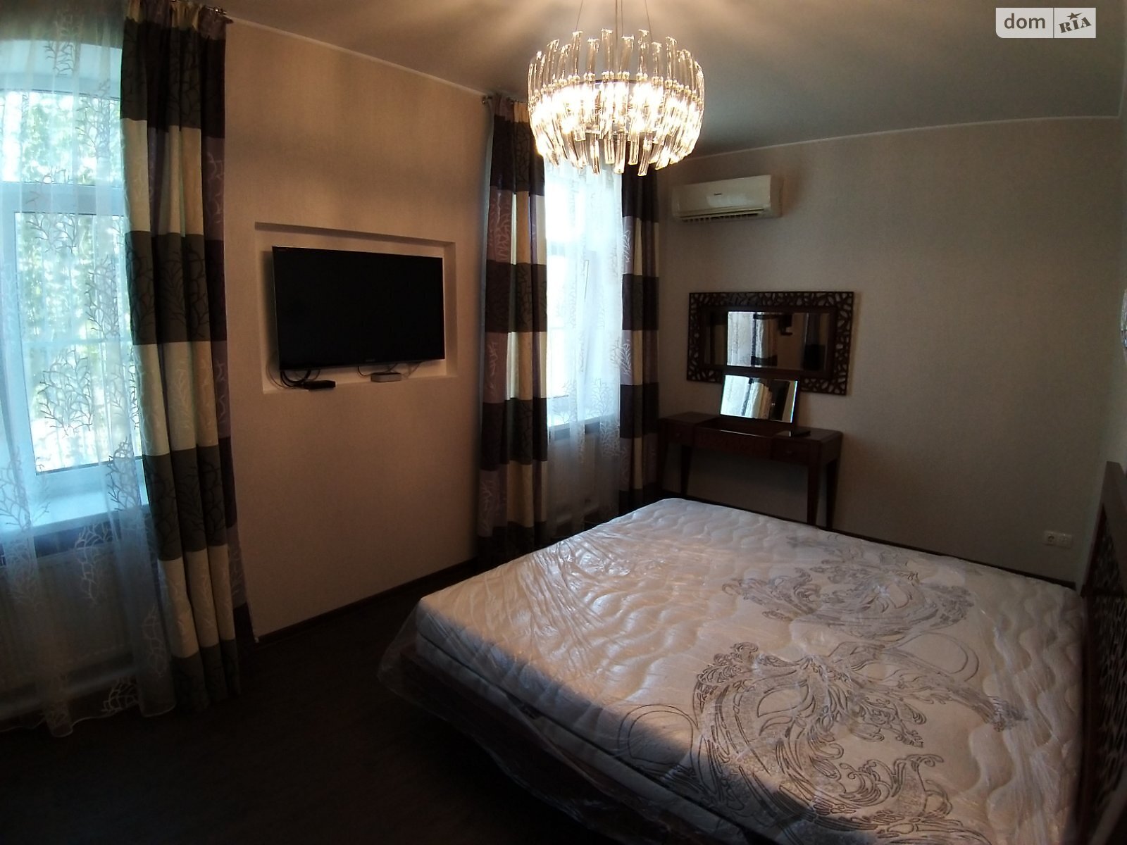 Продаж двокімнатної квартири в Миколаєві, на просп. Центральний 22А, район Центральний фото 1