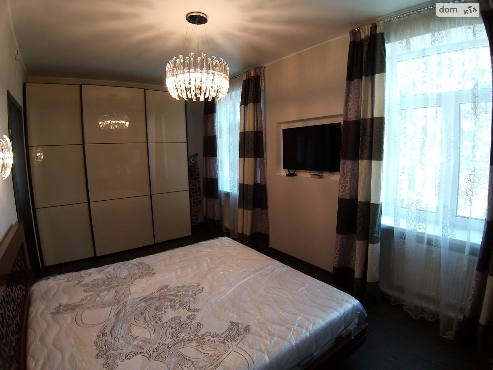 Продаж двокімнатної квартири в Миколаєві, на просп. Центральний 22А, район Центральний фото 1