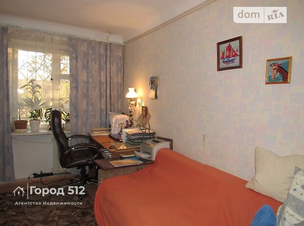 Продажа трехкомнатной квартиры в Николаеве, на ул. Сенная район Центральный фото 1