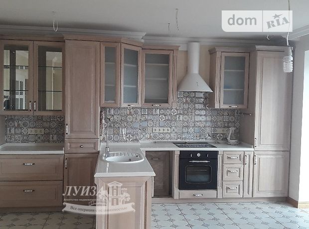 Продажа пятикомнатной квартиры в Николаеве, на ул. Водопроводная район Центральный фото 1 Продажа пятикомнатной квартиры в Николаеве, на ул. Водопроводная район Центральный фото 1