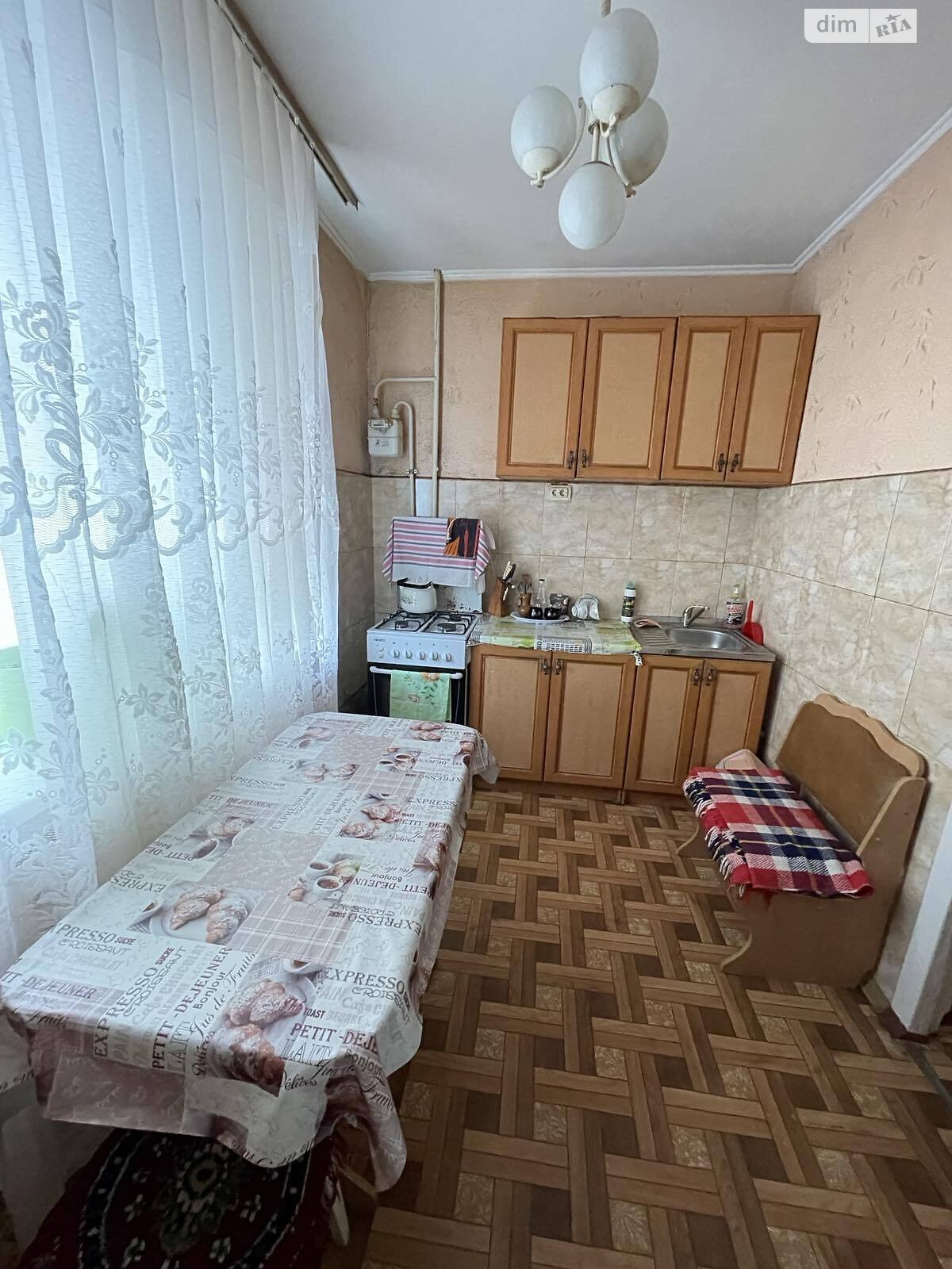 Продаж трикімнатної квартири в Миколаєві, на вул. 8-го Березня (Центр), район Центральний фото 1