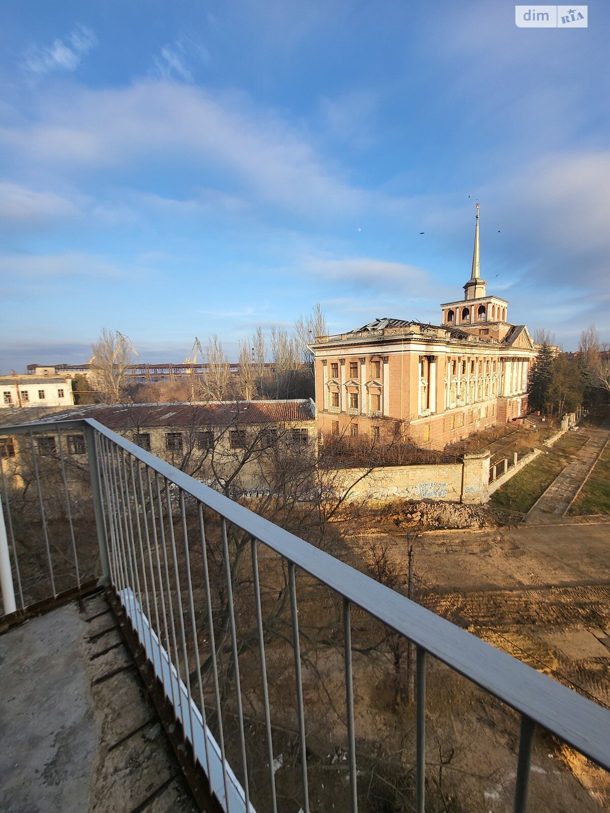 Продаж двокімнатної квартири в Миколаєві, на вул. Адміральська 36, район Центральний фото 1