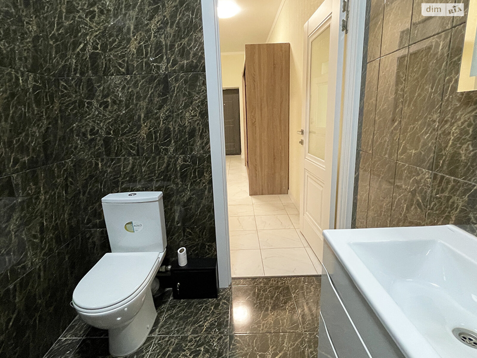 Продаж двокімнатної квартири в Миколаєві, на пл. Адміралтейська (61 Комунарів) 2, район Центральний фото 1 Продаж двокімнатної квартири в Миколаєві, на пл. Адміралтейська (61 Комунарів) 2, район Центральний фото 1